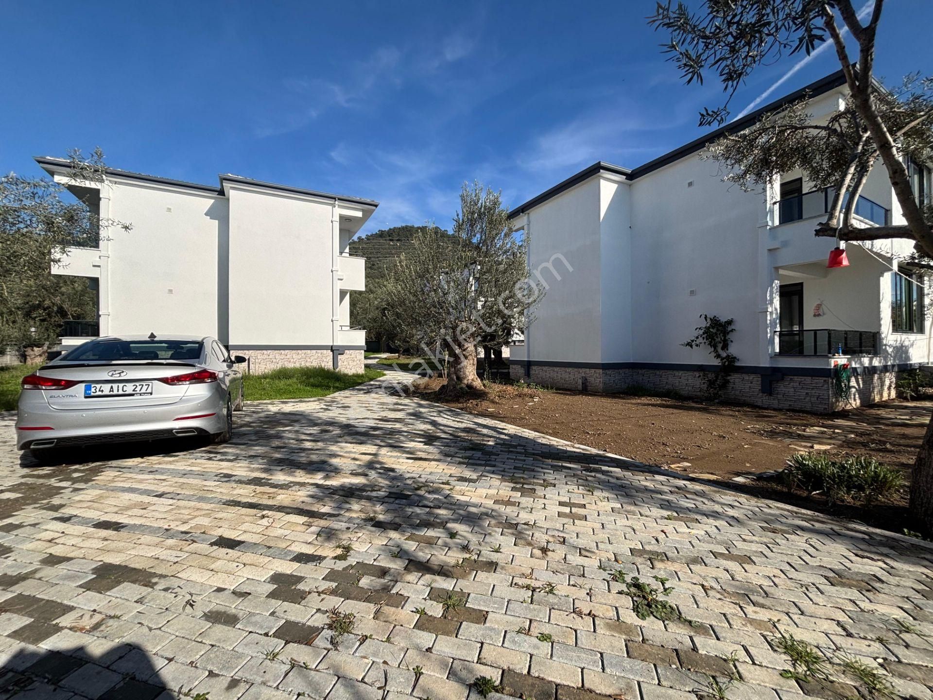 Yiğit'ten Küçükkuyu'da 2+1 Site İçerisinde Ayrı Mutfaklı Daire - Görsel 33