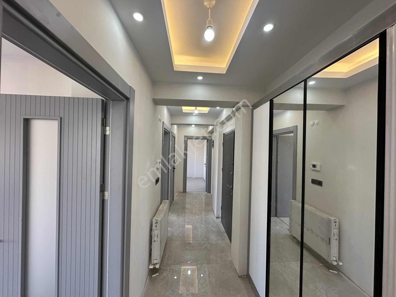 Uygan'dan Yemişlik Mah. 2+1 105m² Site İçi Sıfır Arakat Lüx - Görsel 15