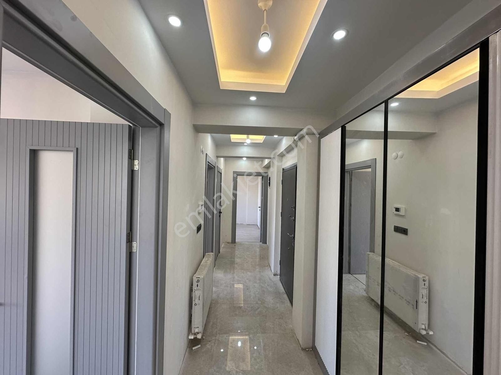 Uygan'dan Yemişlik Mah. 2+1 105m² Site İçi Sıfır Arakat Lüx - Görsel 10