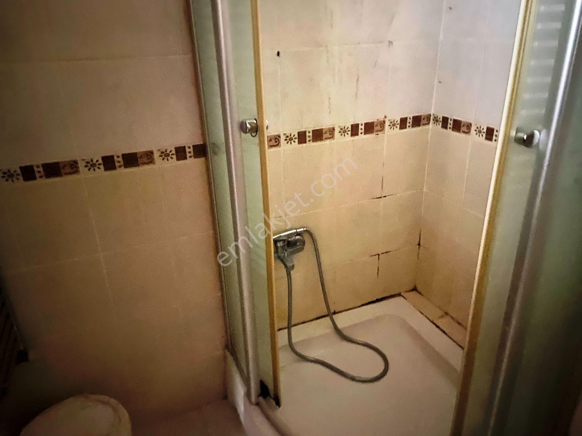 Çevik 'ten İçerenköyde Deprem Sonrası Kiralık 2+1 Daire. - Görsel 26