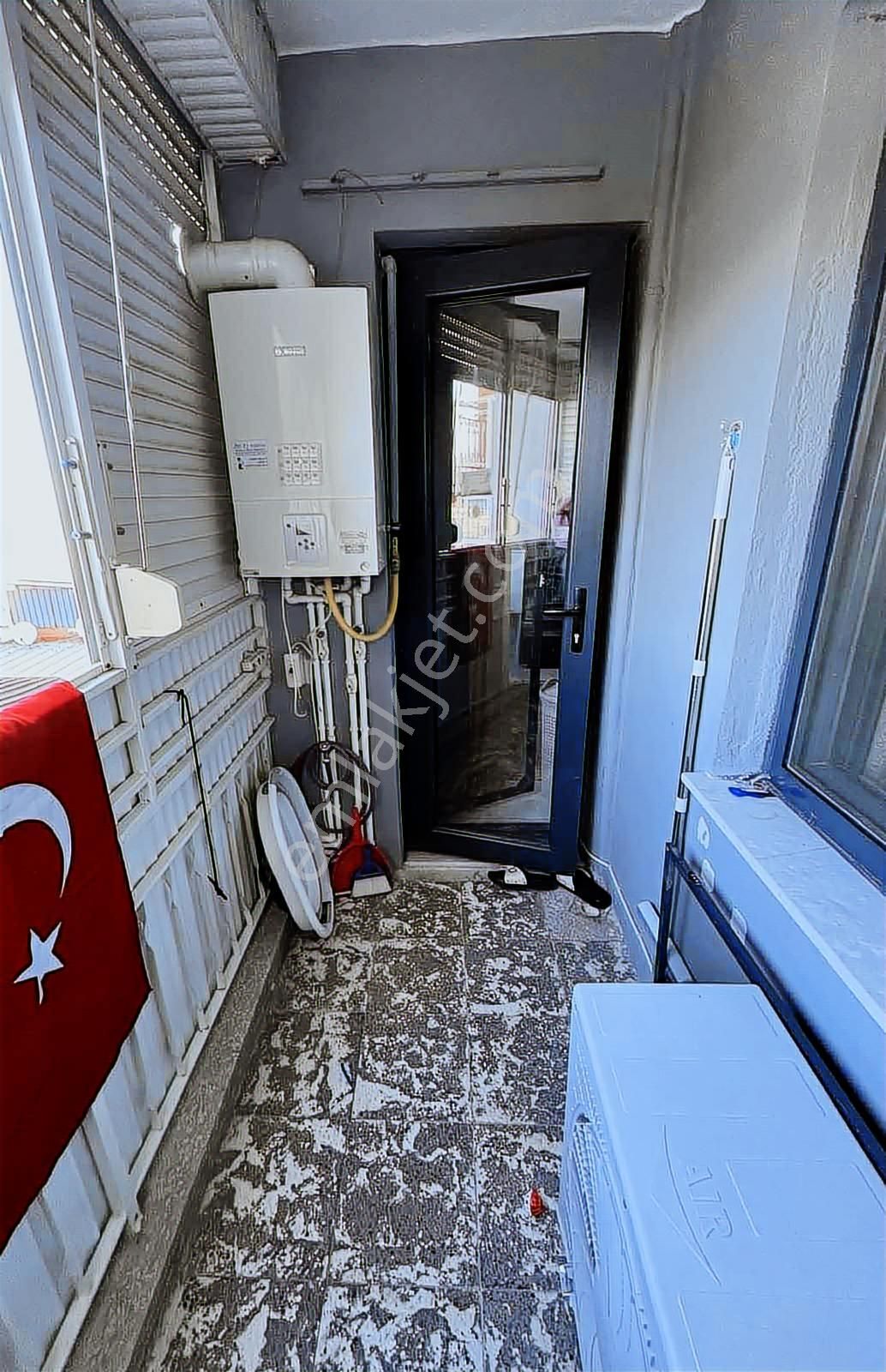 Türker Emlak | 3+1 110m2 Deniz Manzaralı Arakat Daire - Görsel 22