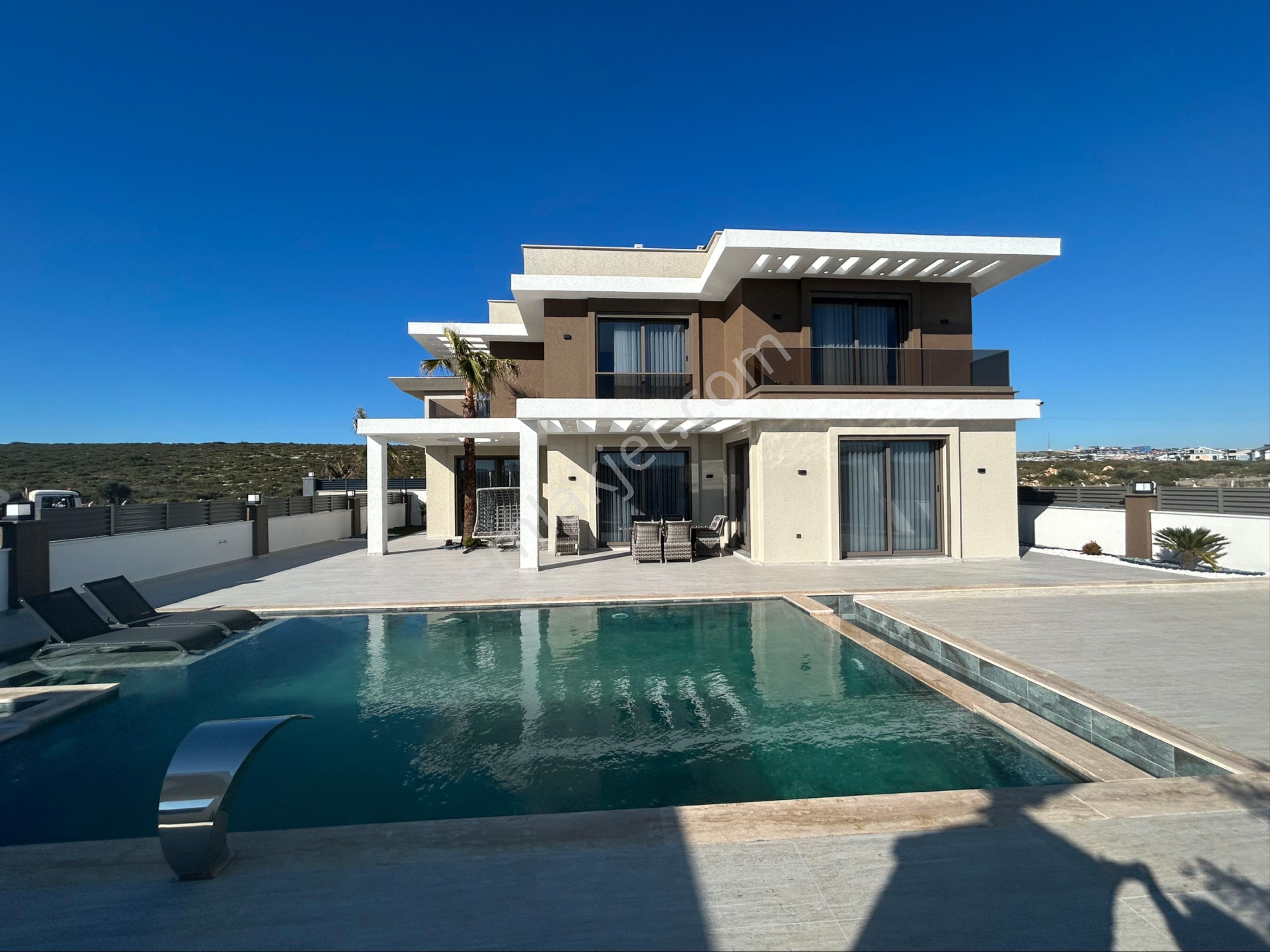 Didimde Satılık 4+1 Lüks Villa - Görsel 35