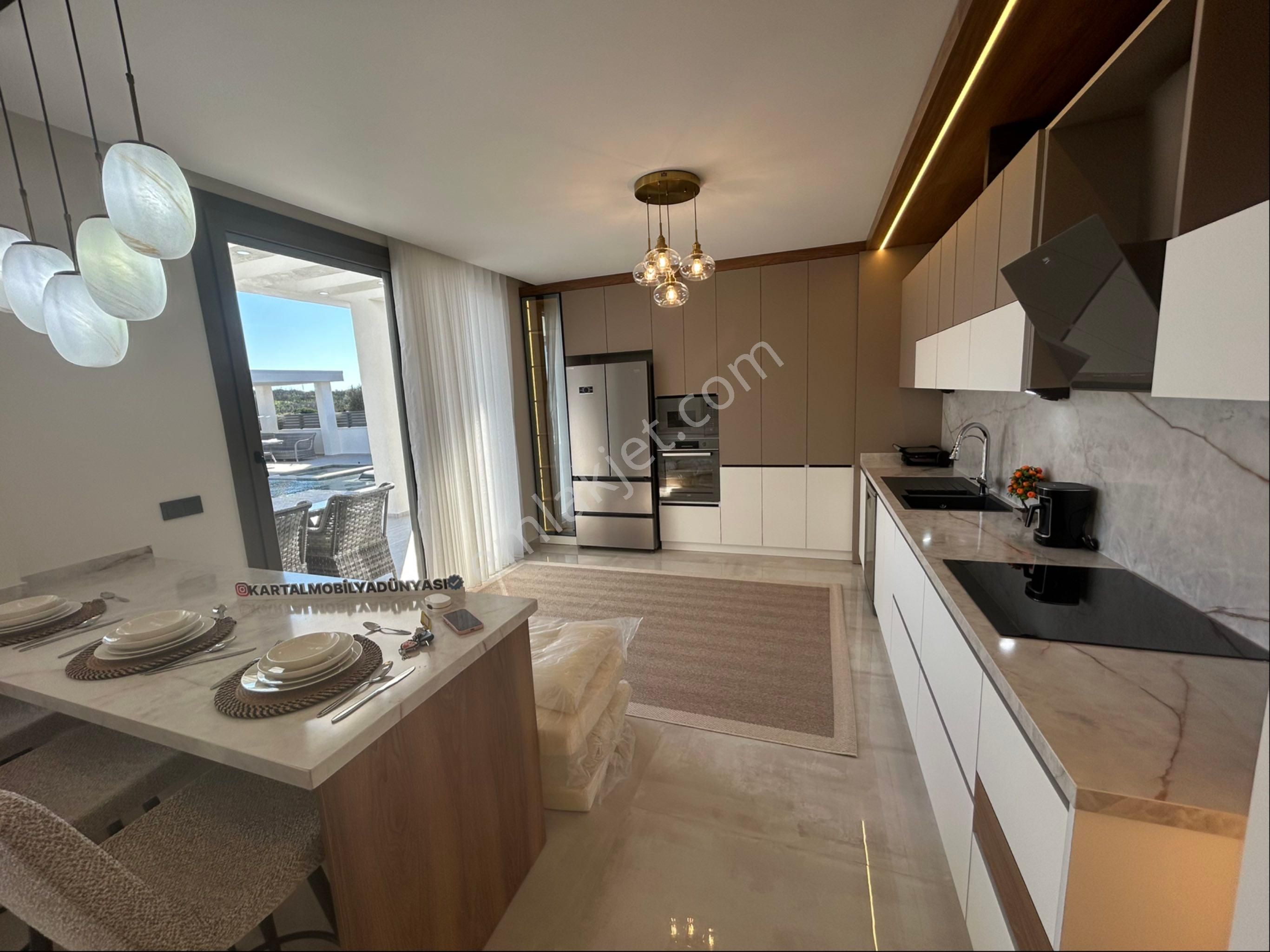 Didimde Satılık 4+1 Lüks Villa - Görsel 16