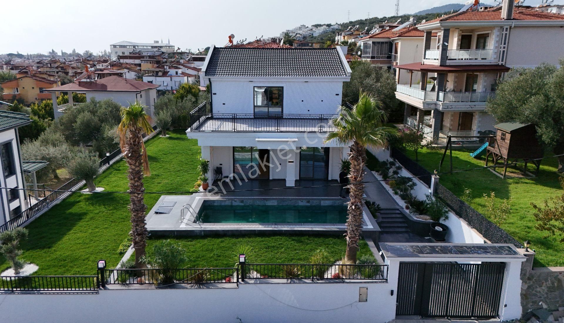 Yiğitten Altınoluk Narlıda Denize 300 Metre Ultra Lüks 4+1 Villa - Görsel 4