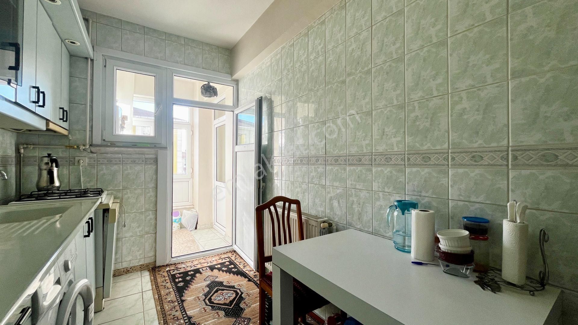 Ümraniye Ihlamurkuyu Mahallesi Satılık 2+1 Ara Kat Daire - Görsel 10