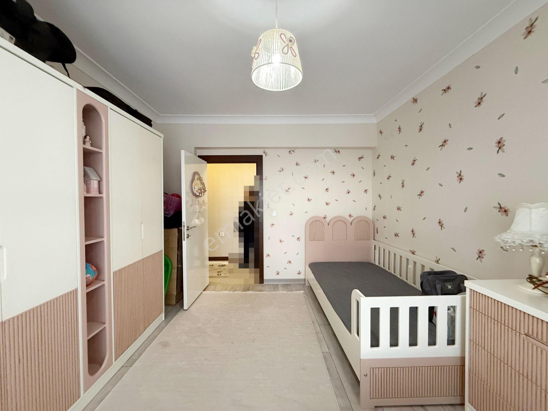 Öz.maşalllah.dan Sitte İcinde Geniş Balkonlu 3+1 Daire,, - Görsel 2