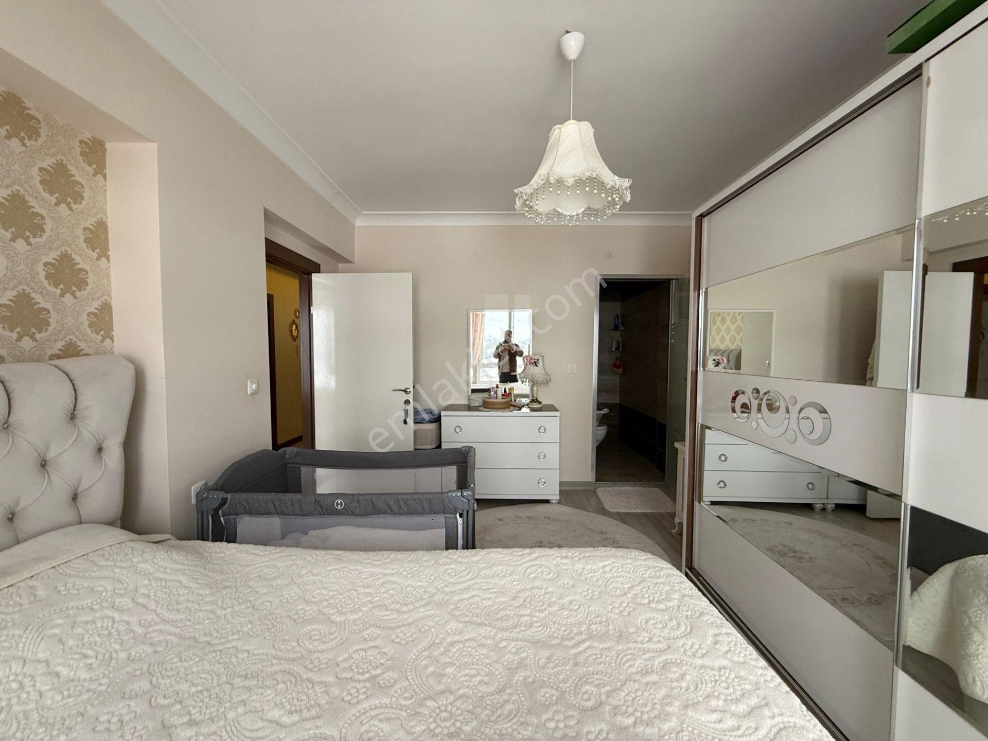 Öz.maşalllah.dan Sitte İcinde Geniş Balkonlu 3+1 Daire,, - Görsel 6