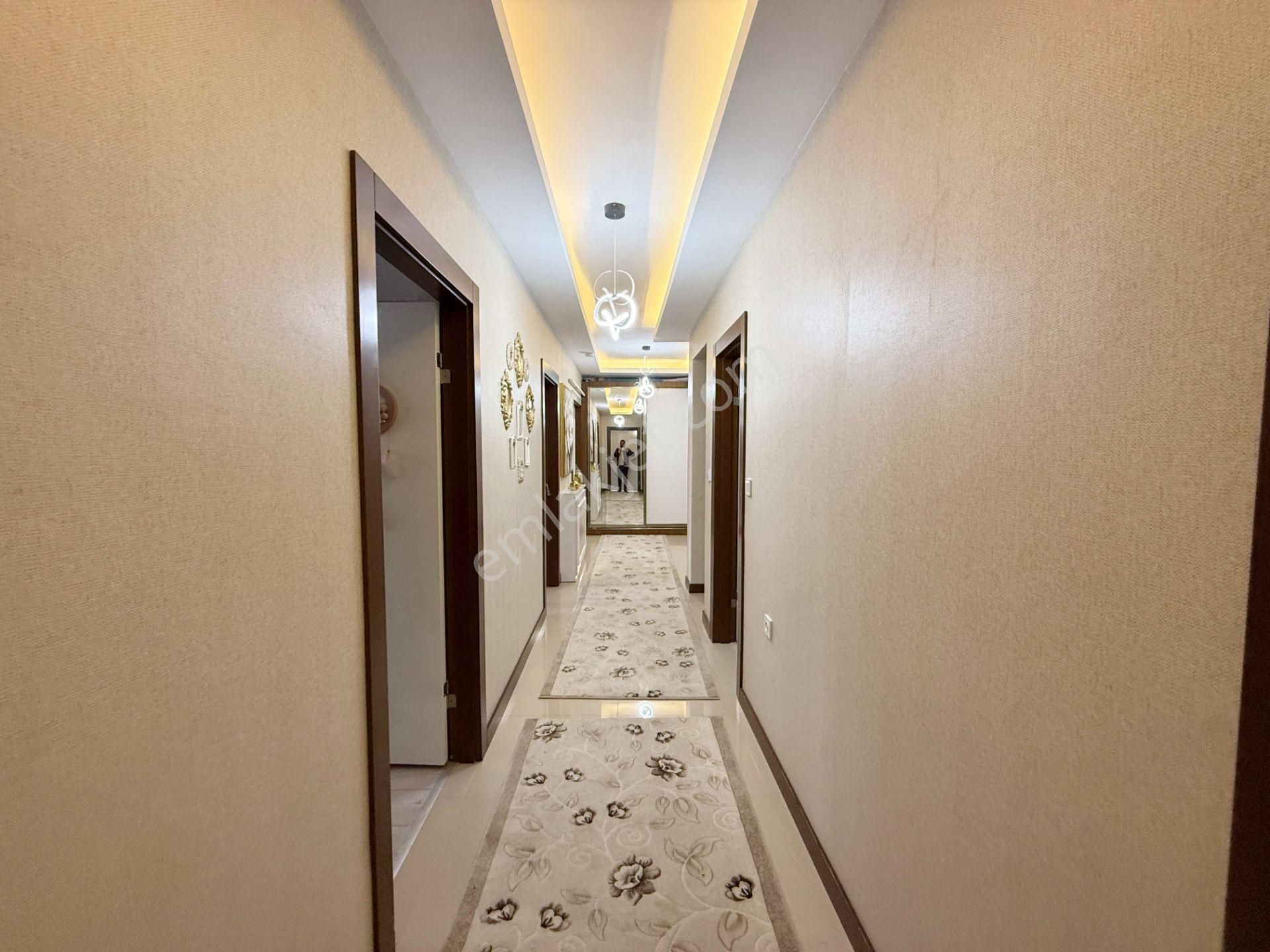 Öz.maşalllah.dan Sitte İcinde Geniş Balkonlu 3+1 Daire,, - Görsel 28