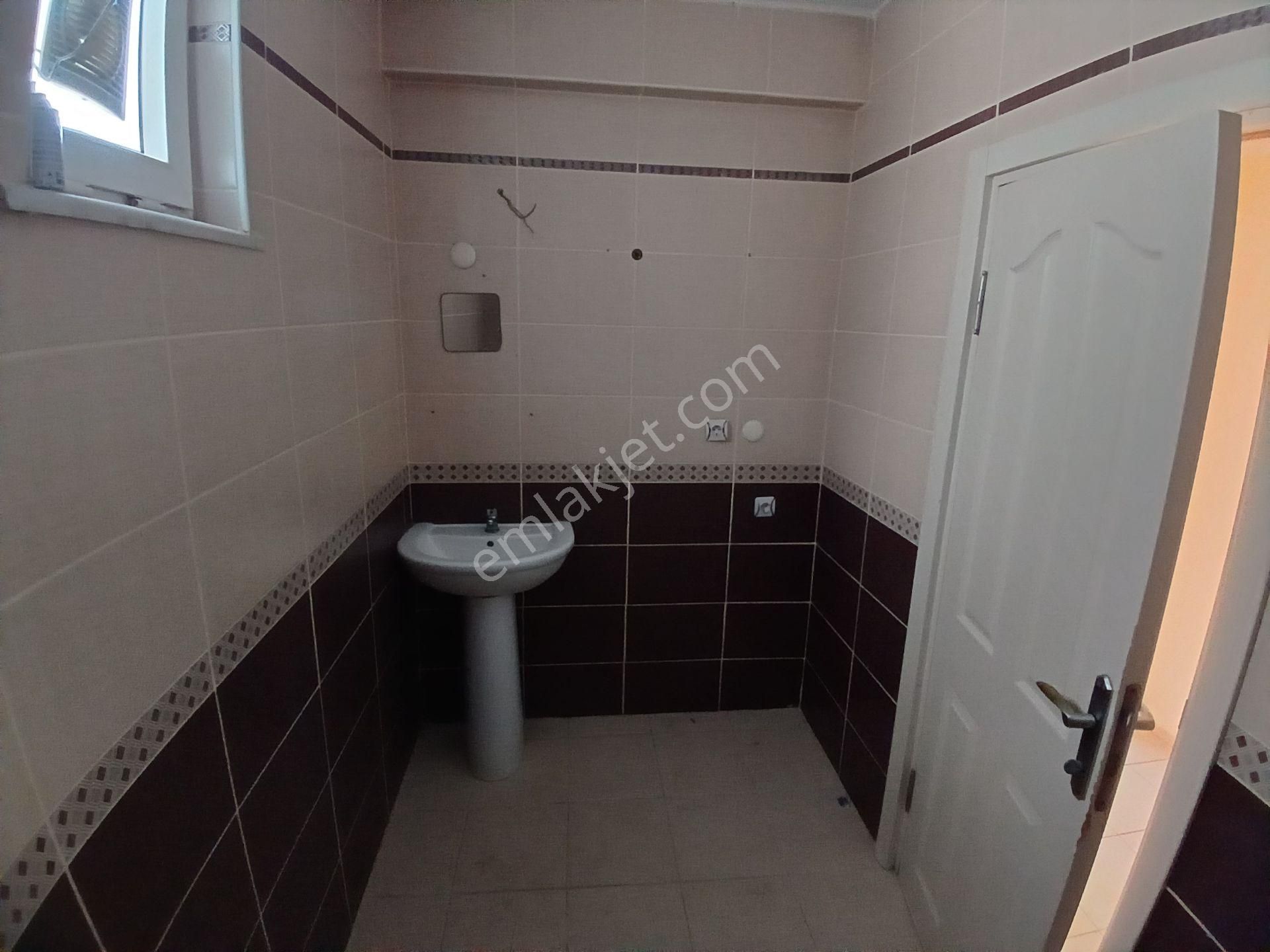 Polat Emlak...bahçeşehir 2.kısımda Kiralık 3+1 Daire - Görsel 14