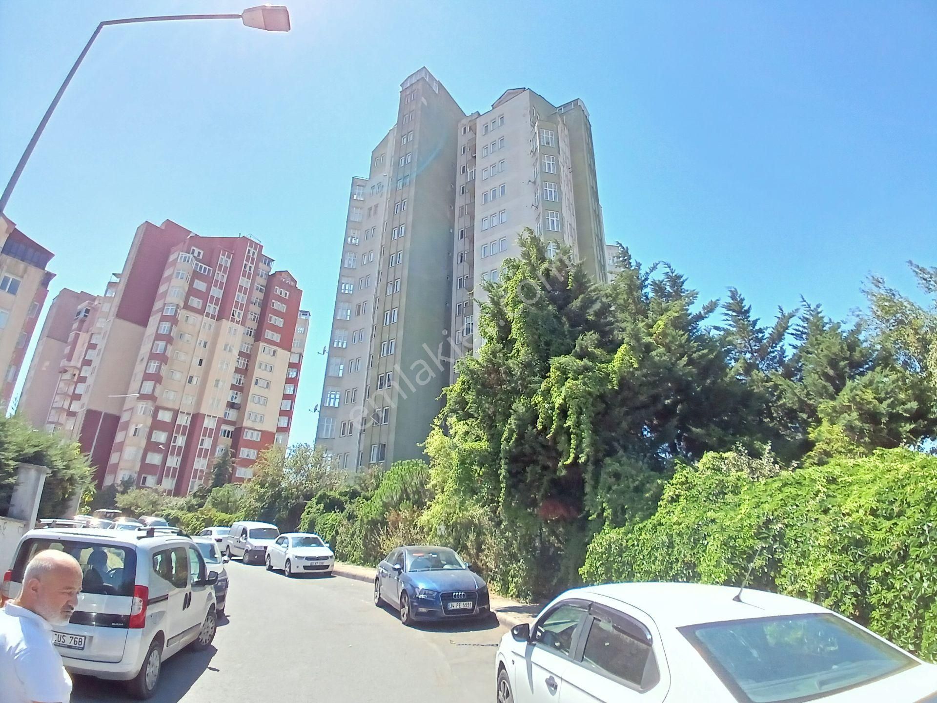 Polat Emlak...bahçeşehir 2.kısımda Kiralık 3+1 Daire