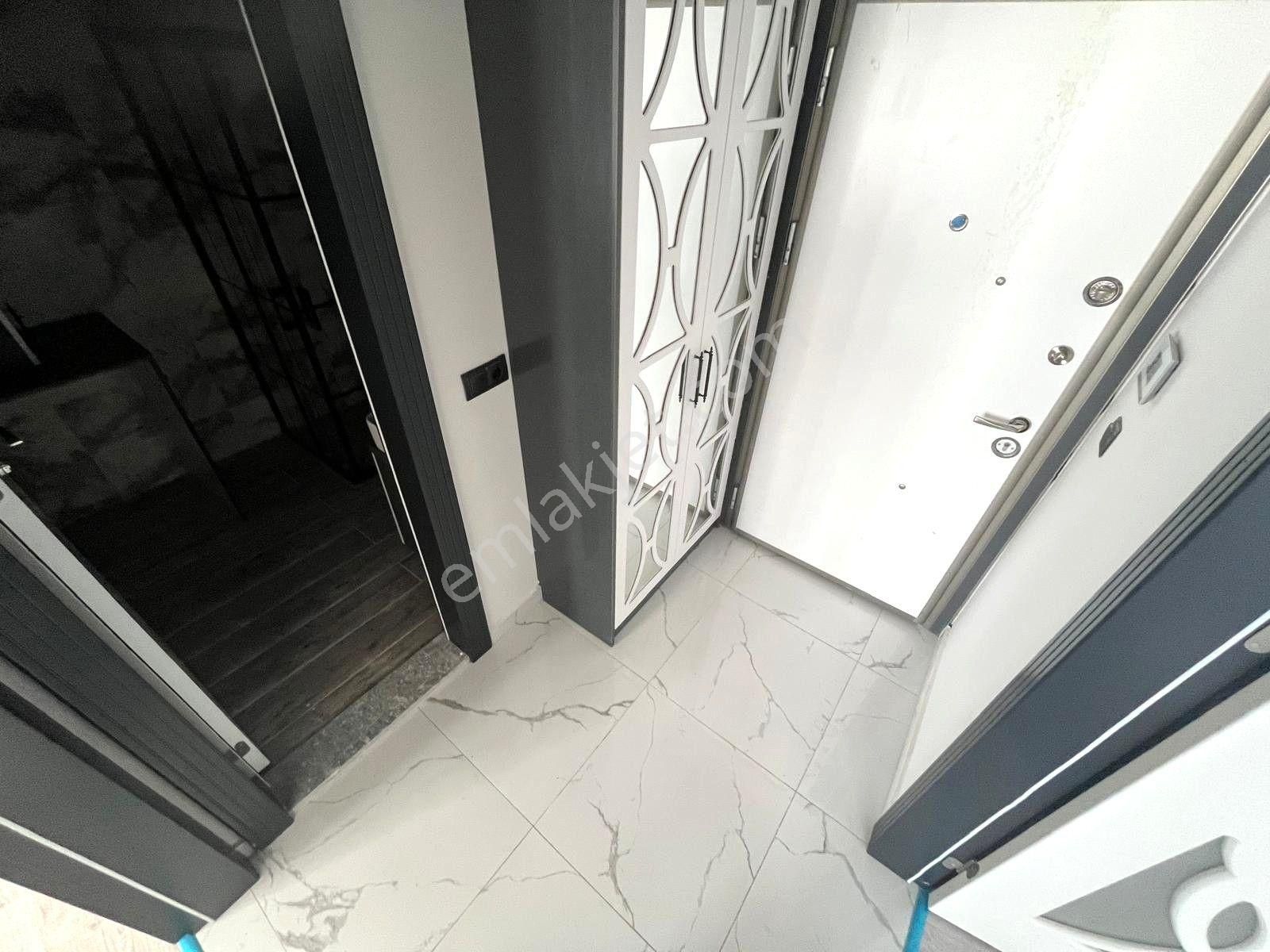 Yiğit'ten Altınkum Da Lüks Tasarımlı Ön Cephe 1+1 Satılık Daire - Görsel 27