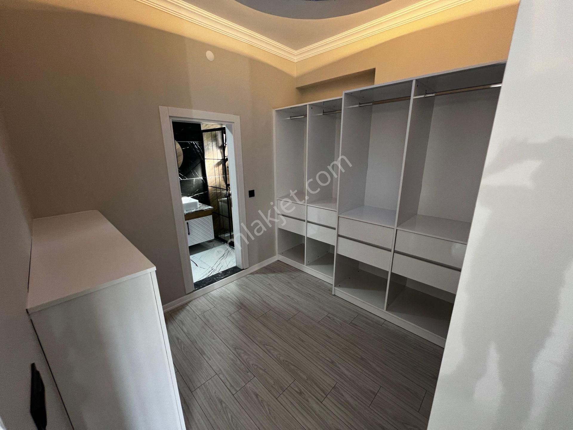 Yiğit'ten Kızılkeçilide Giyinme Odalı 4+1 Müstakil Havuzlu Villa - Görsel 33