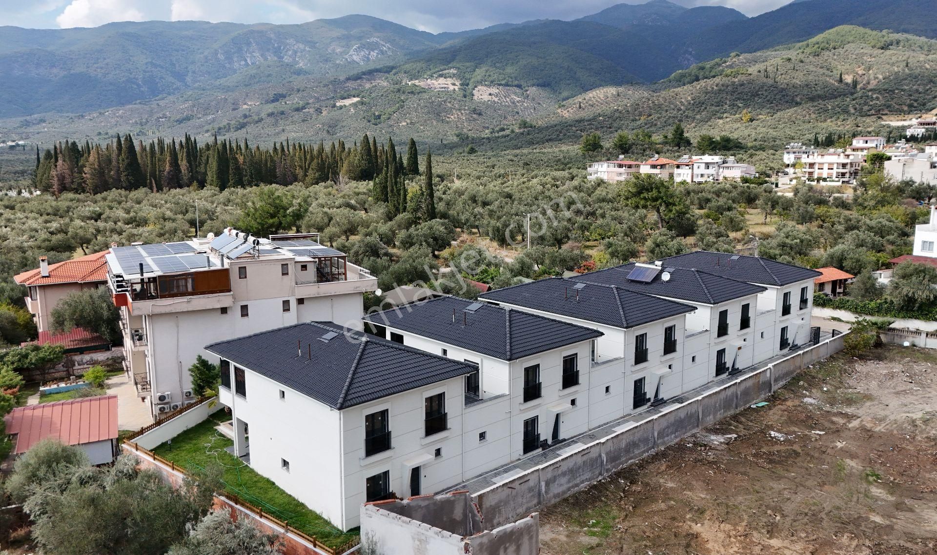 Yiğit'ten Kızılkeçilide Giyinme Odalı 4+1 Müstakil Havuzlu Villa - Görsel 3