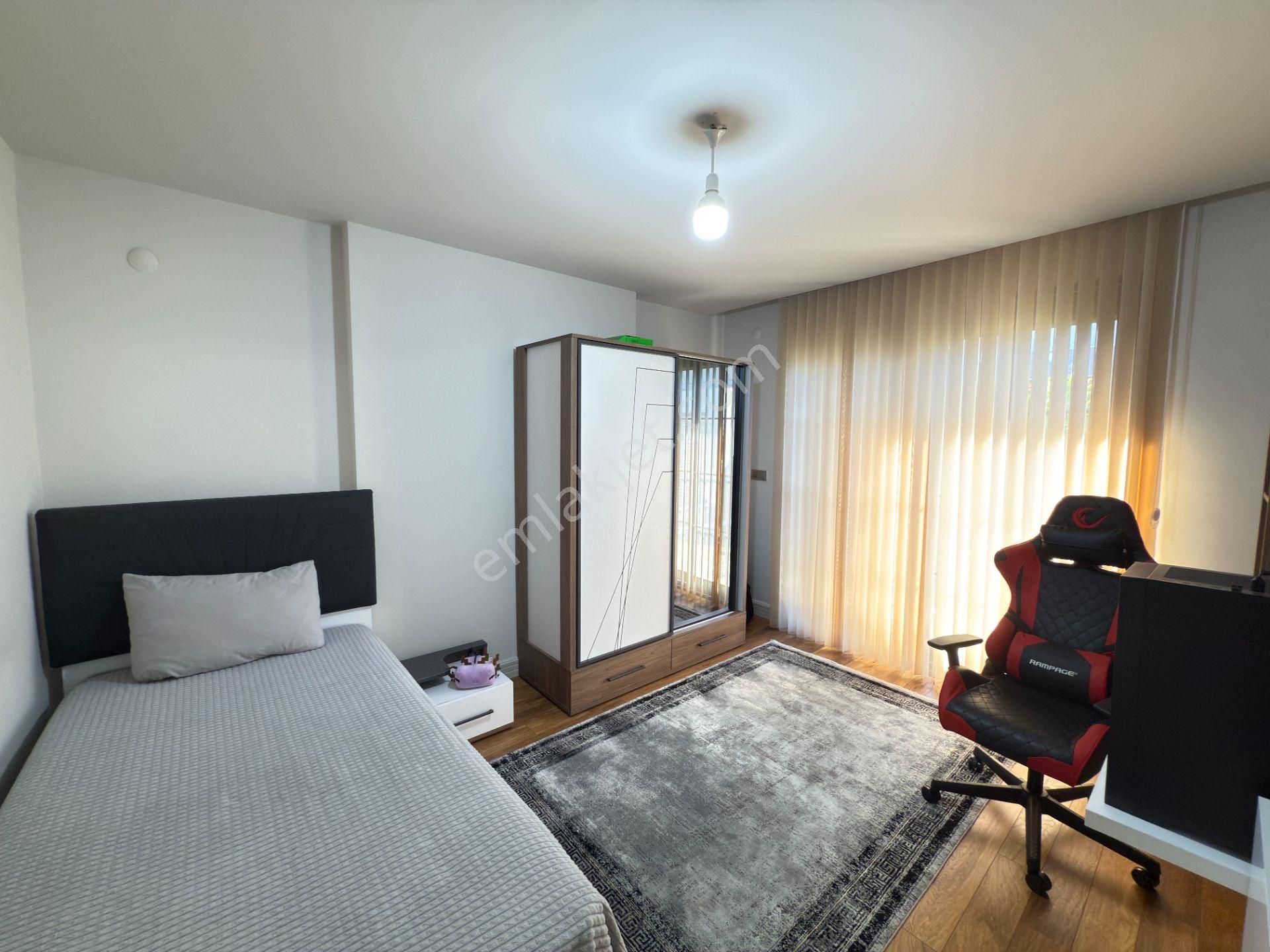 Kadınlar Denizinde, Özel Havuzlu, Denize Yakın 4+1 Lüks Villa - Görsel 29