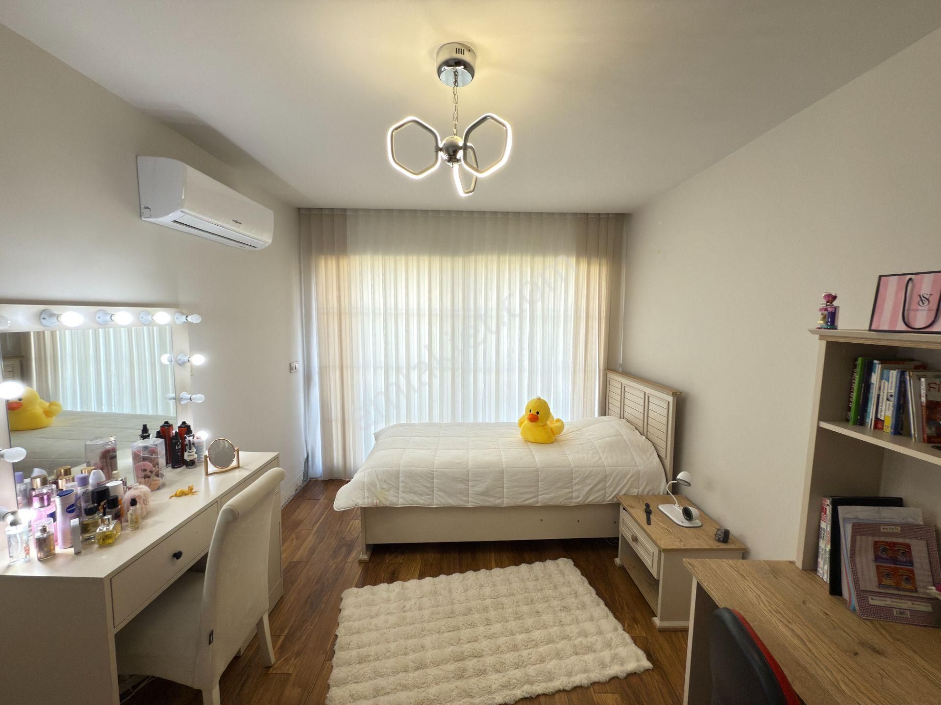 Kadınlar Denizinde, Özel Havuzlu, Denize Yakın 4+1 Lüks Villa - Görsel 16