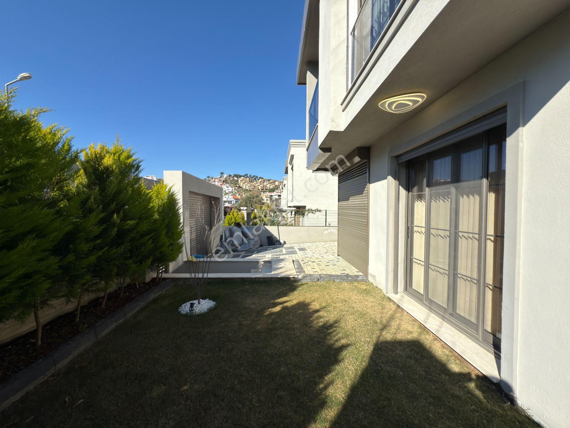 Kadınlar Denizinde, Özel Havuzlu, Denize Yakın 4+1 Lüks Villa - Görsel 30