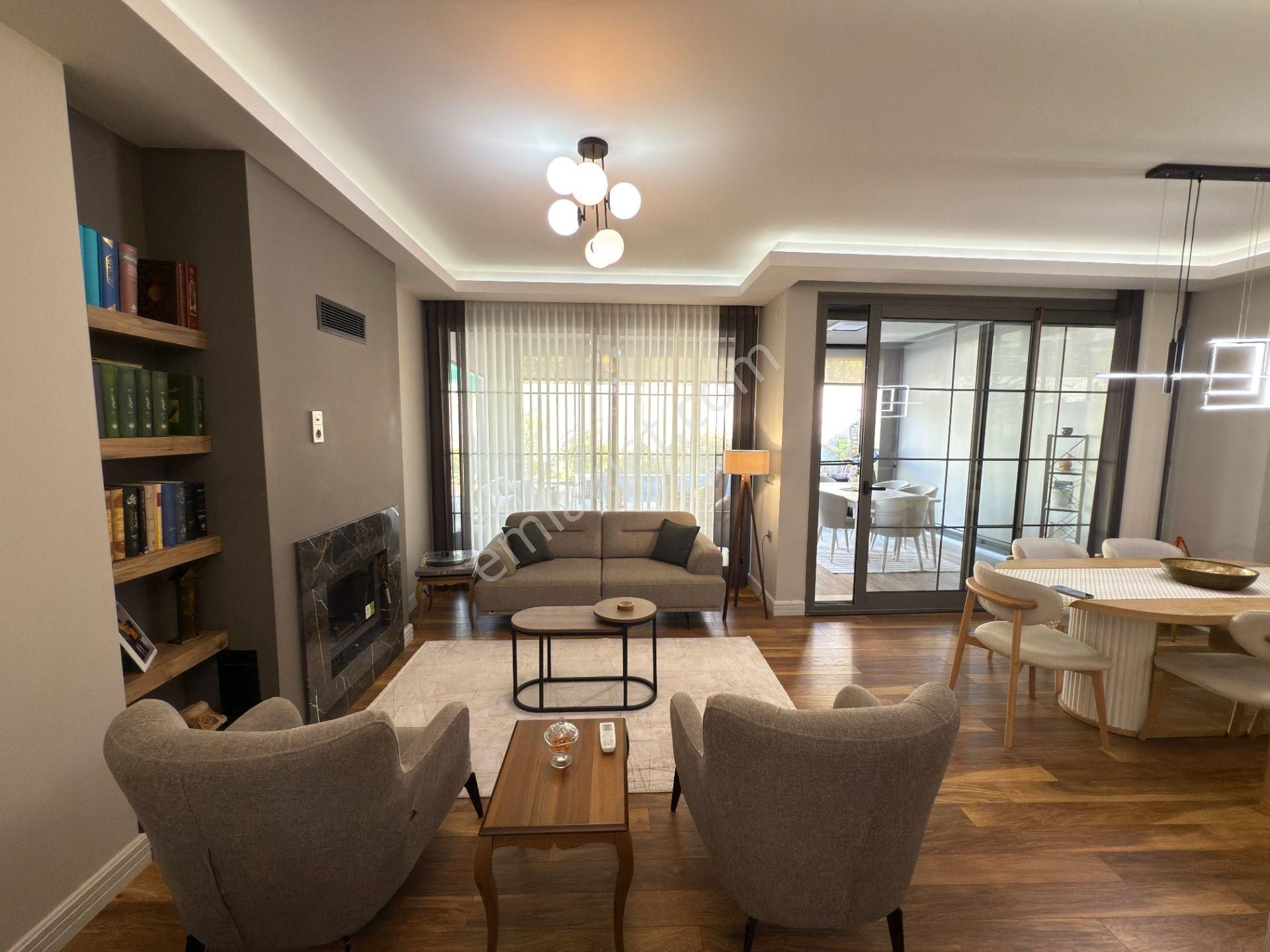 Kadınlar Denizinde, Özel Havuzlu, Denize Yakın 4+1 Lüks Villa - Görsel 9