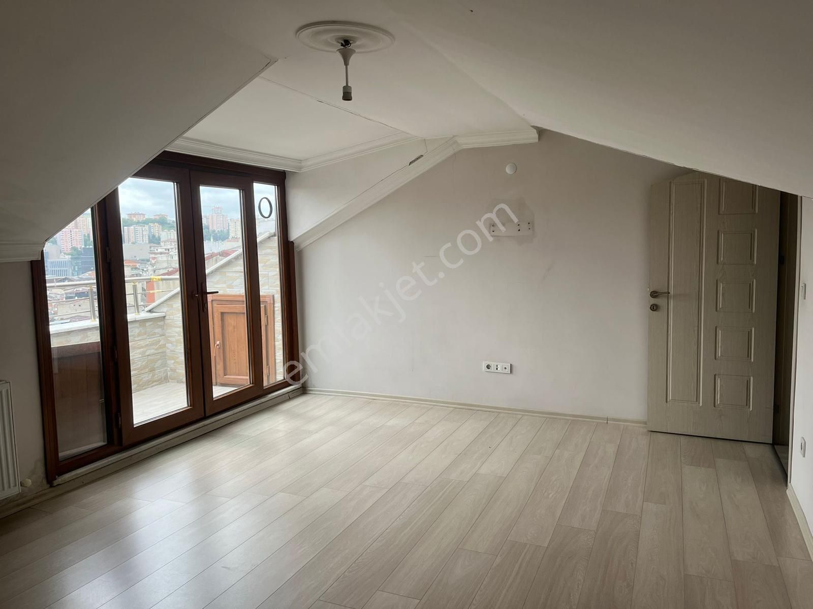 Kağıthane De Talatpaşa Caddesinde Genç Binada Kaçırılmaz Fırsat - Görsel 18