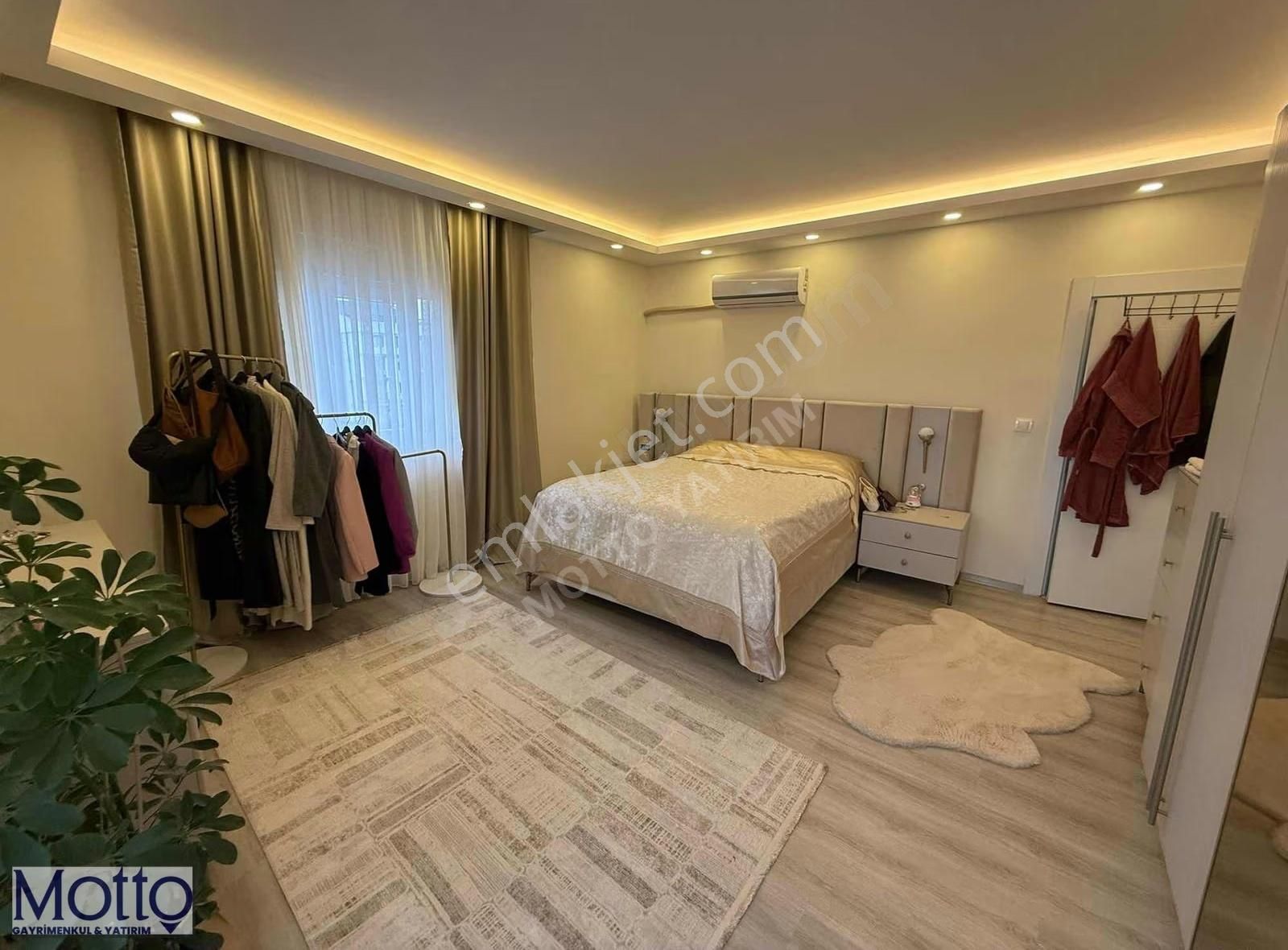 Altınova'da 6+1 Fırsat Satılık Dubleks Daire - Görsel 24