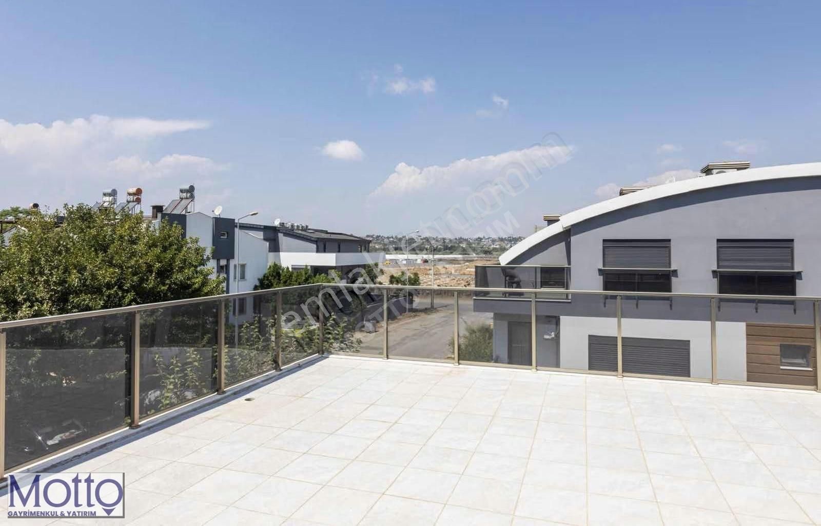 Güzelobada Nezih Sitede 2+1 Havuzlu Dubleks - Görsel 9