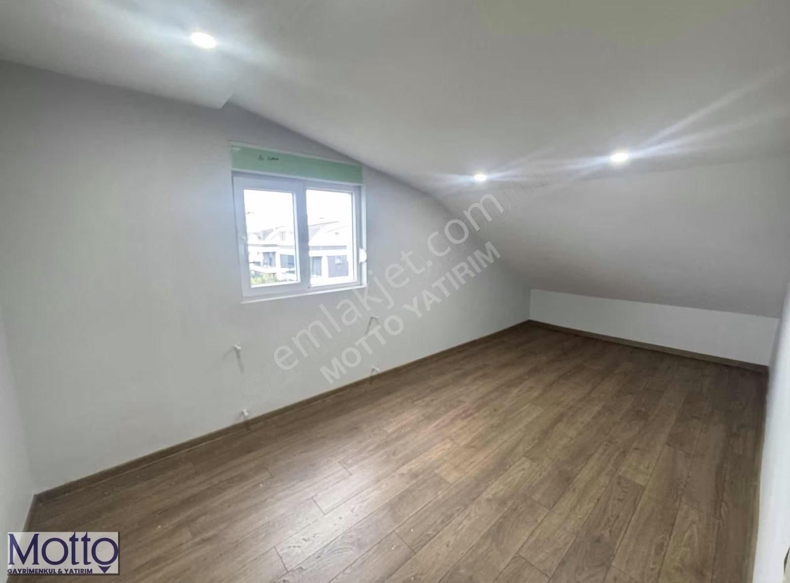 Güzeloba Caddeye Yürüme Mesafesi Dubleks - Görsel 10