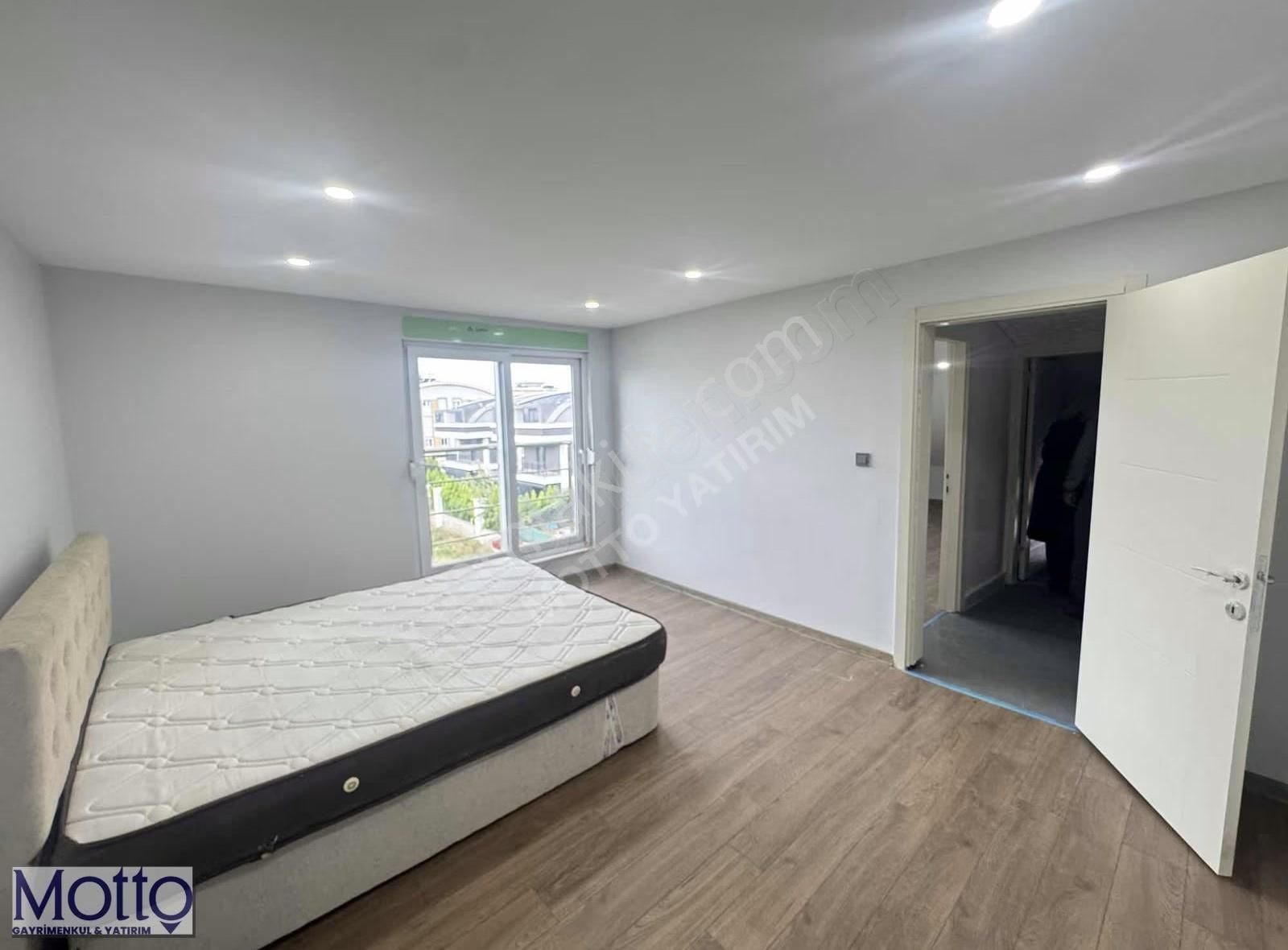 Güzeloba Caddeye Yürüme Mesafesi Dubleks - Görsel 17