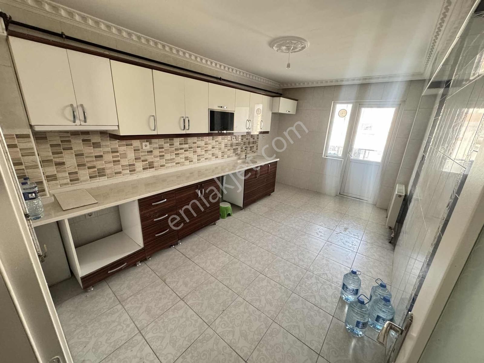 Lider'den Cadde Üzeri 3+1,ön Cephe,asansörlü,masrafsız Daire !!! - Görsel 7