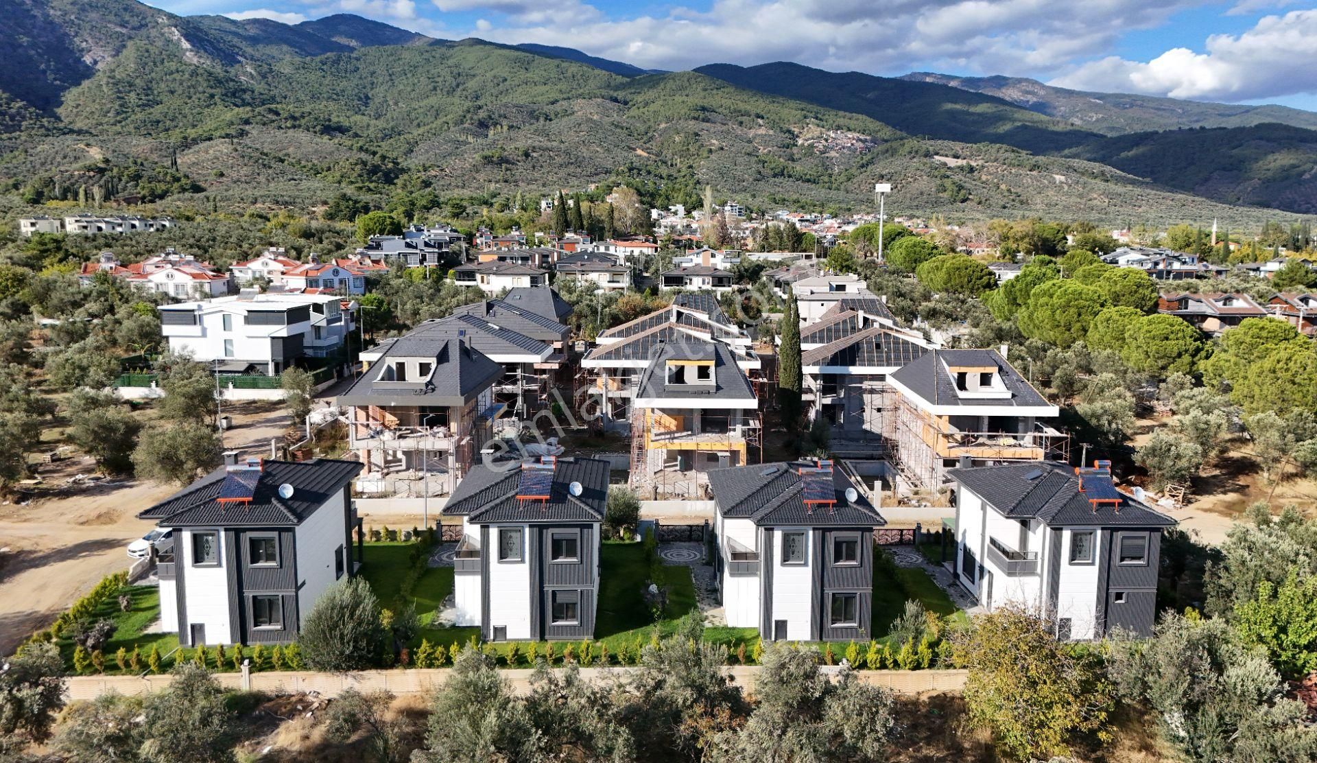 Yiğit'ten Güre'de Sessizliğin Sesini Dinleyeceğin 3+1 Villa - Görsel 11