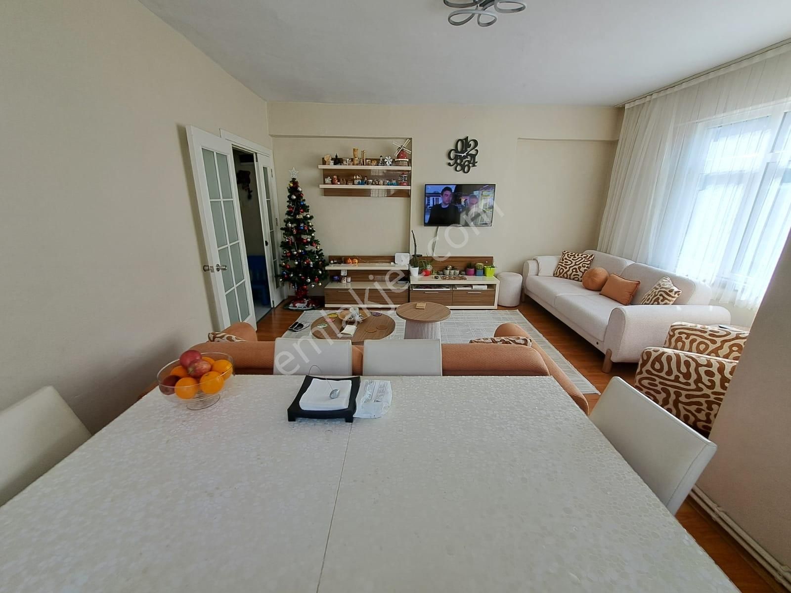 Maltepe Küçükyalı Çınarda Satılık 3+1 3.kat Balkonlu Ferah 105m - Görsel 7