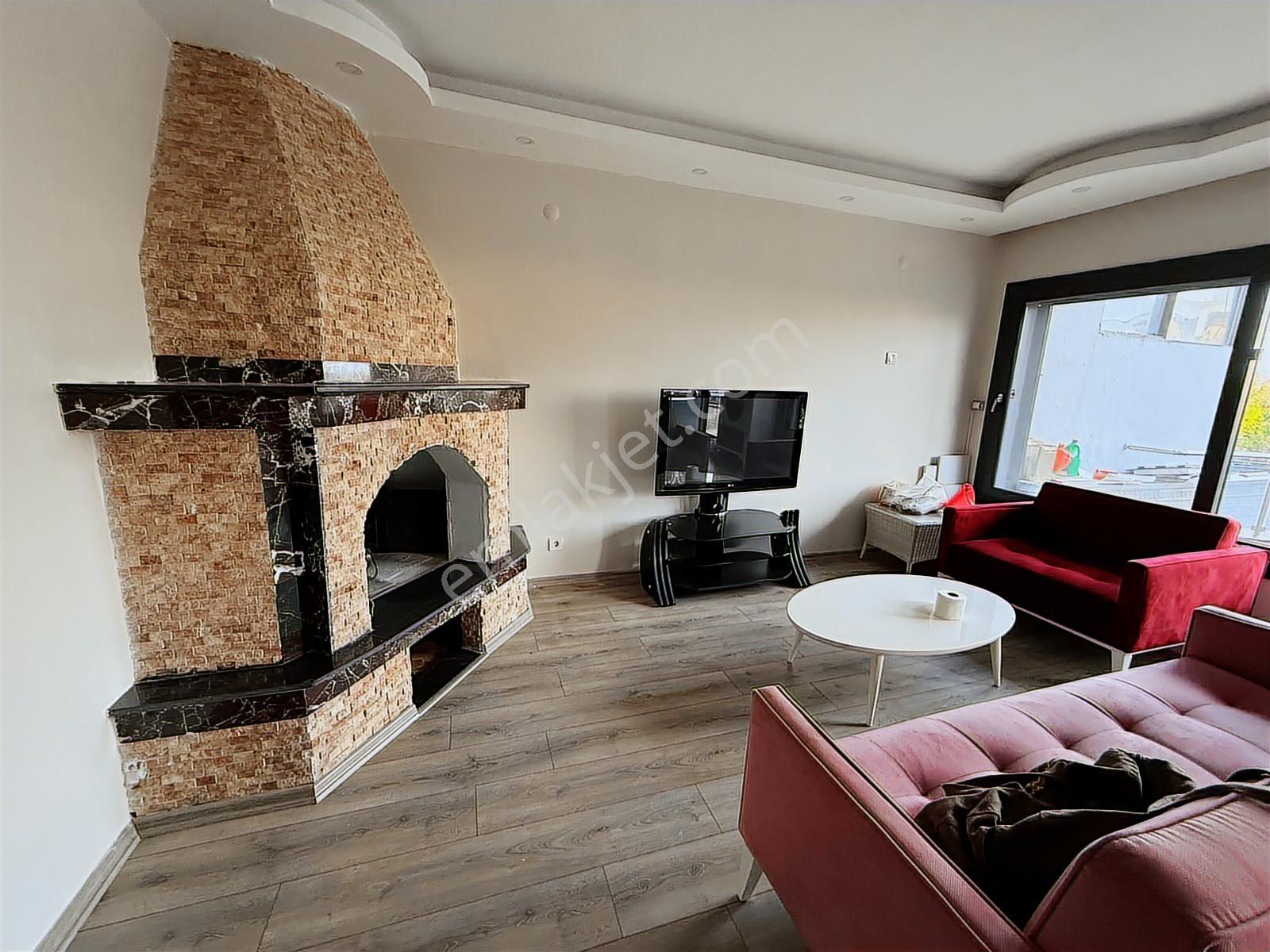 Urla Gülbahçede Denize 50m Mesafede Satılık Full Tadilatlı Villa - Görsel 23