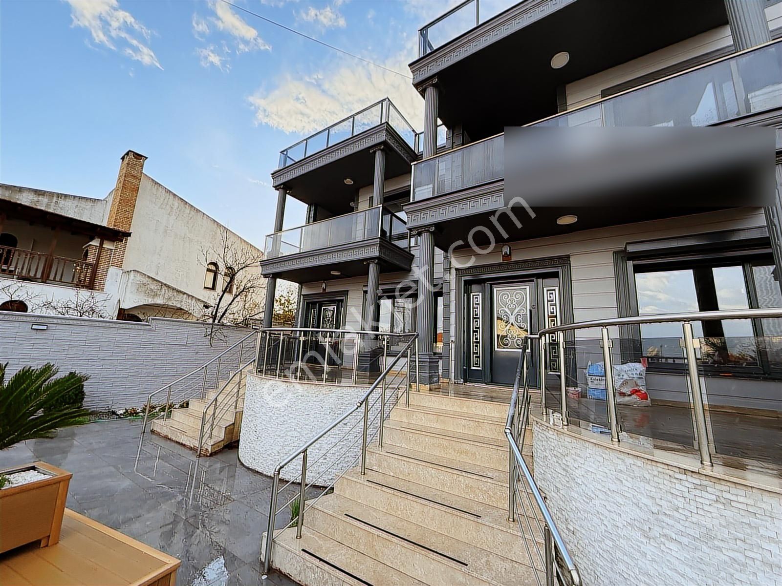 Urla Gülbahçede Denize 50m Mesafede Satılık Full Tadilatlı Villa - Görsel 22