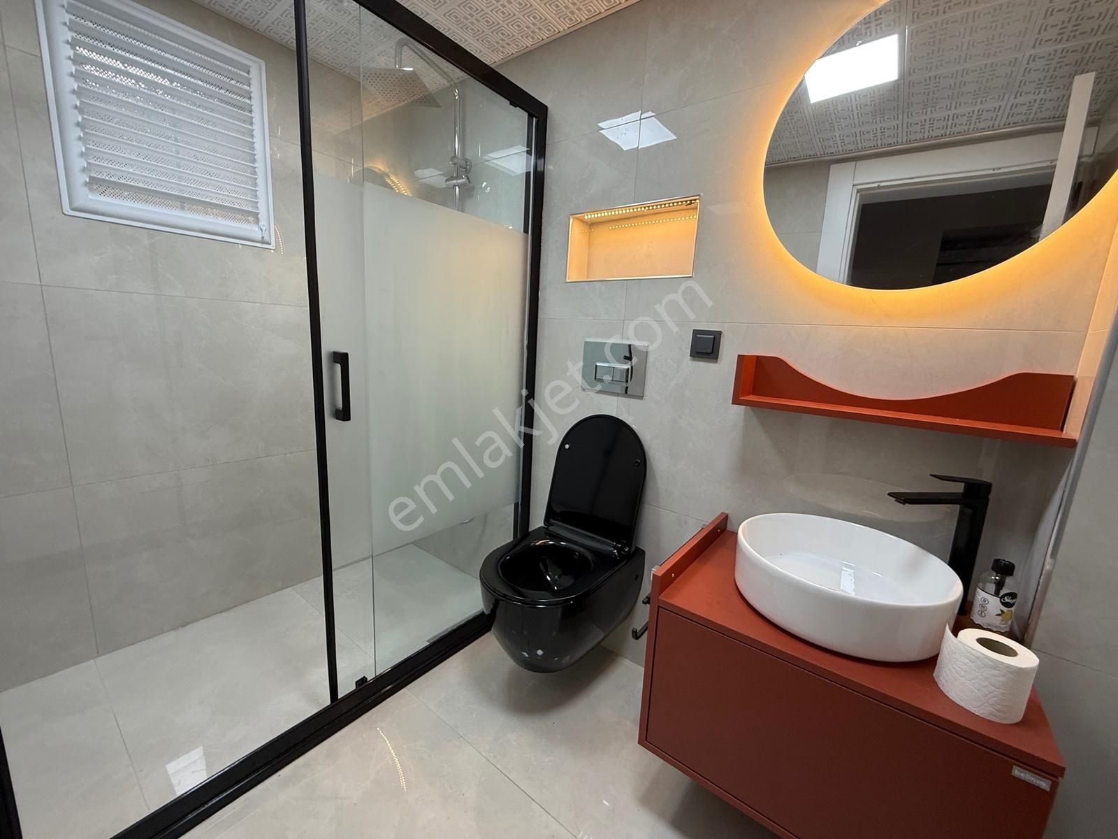 Urla Gülbahçede Denize 50m Mesafede Satılık Full Tadilatlı Villa - Görsel 3