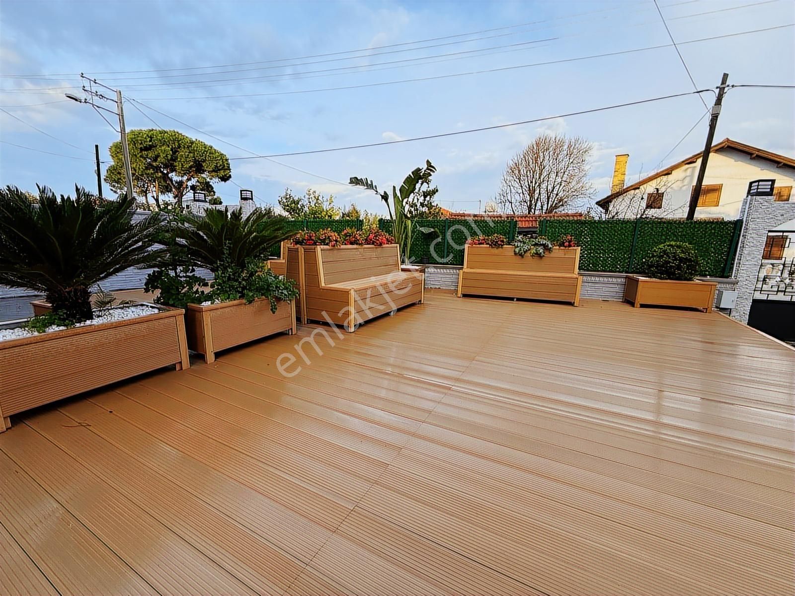 Urla Gülbahçede Denize 50m Mesafede Satılık Full Tadilatlı Villa - Görsel 21