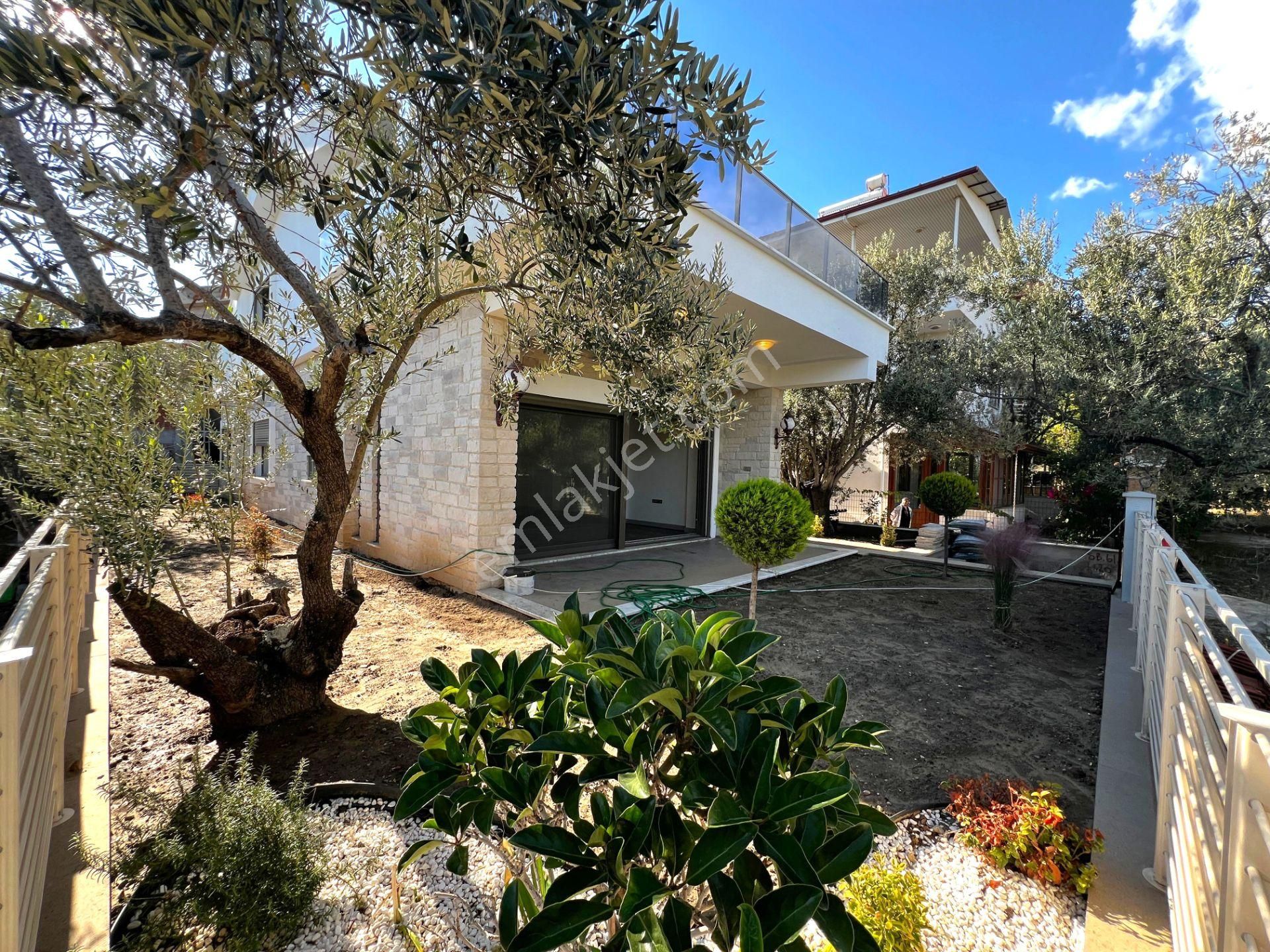 Yiğit'ten Güre'de Oteller Bölgesinde 4+1 Tam Müstakil Villa - Görsel 4