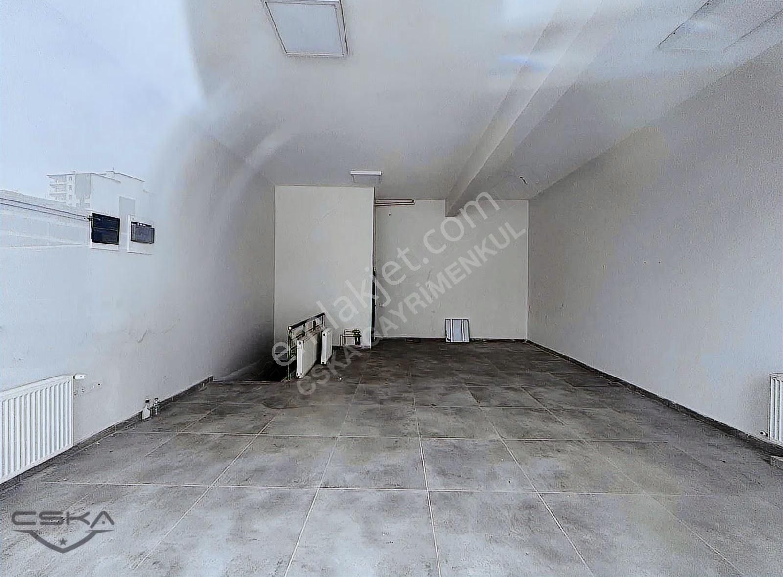 Cska Gayrimenkul'den Kiralık 60m² Depolu Dükkan - Görsel 6