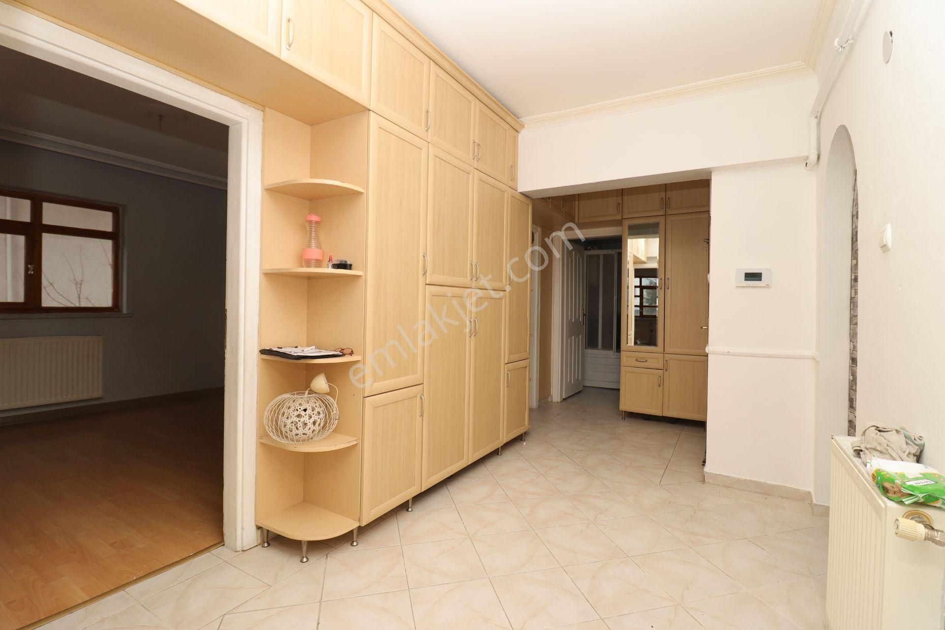 Akif'ten Etimesgut Piyade Mah Cadde Üstü 2+1 Katta Geniş Daire - Görsel 14