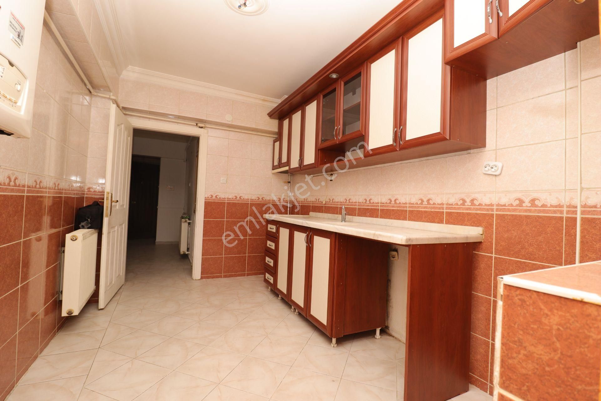 Akif'ten Etimesgut Piyade Mah Cadde Üstü 2+1 Katta Geniş Daire - Görsel 11