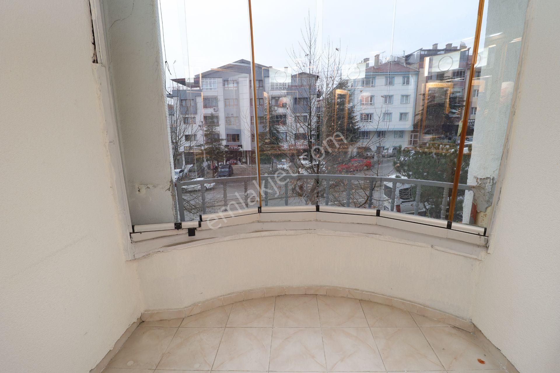 Akif'ten Etimesgut Piyade Mah Cadde Üstü 2+1 Katta Geniş Daire - Görsel 13