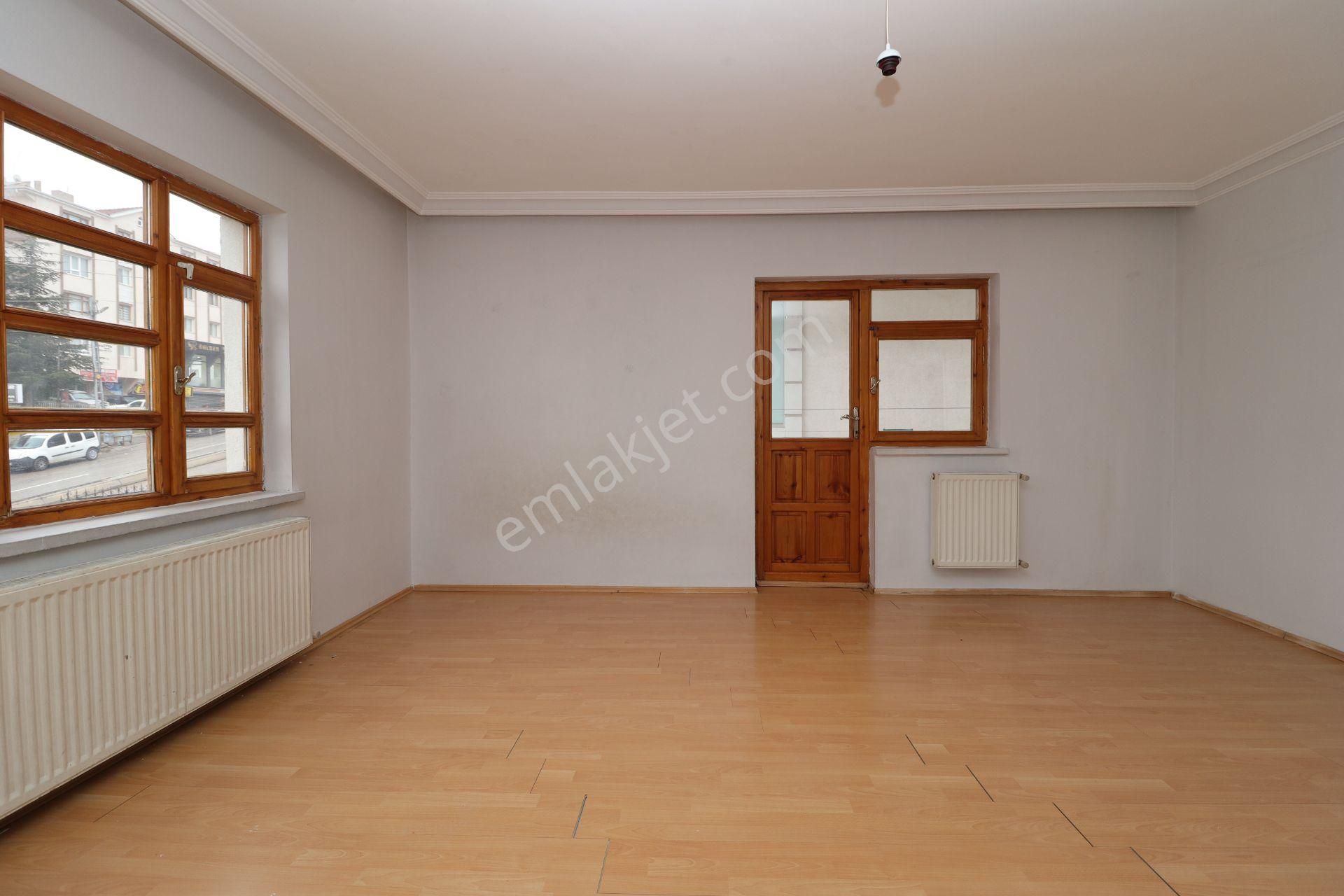 Akif'ten Etimesgut Piyade Mah Cadde Üstü 2+1 Katta Geniş Daire - Görsel 4