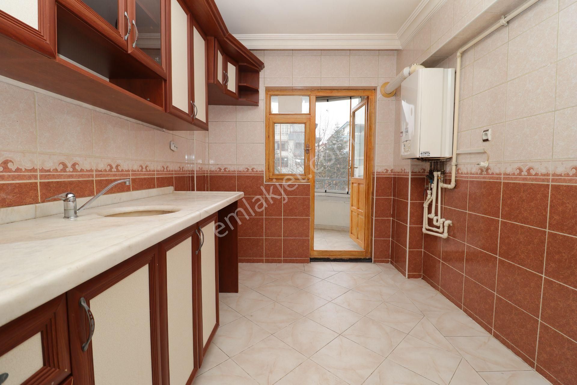 Akif'ten Etimesgut Piyade Mah Cadde Üstü 2+1 Katta Geniş Daire - Görsel 10