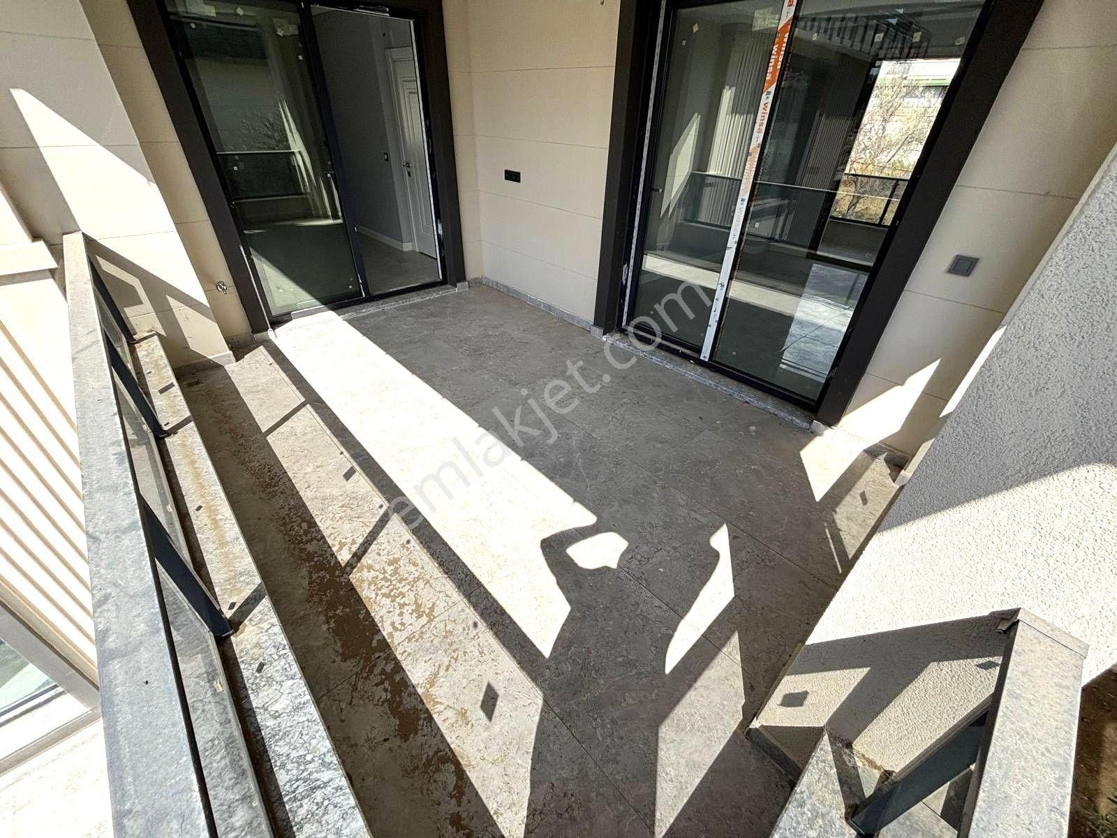 Yiğit'ten Güre'de 4+1 Müstakil Havuzlu Tripleks Lüks Villa - Görsel 32