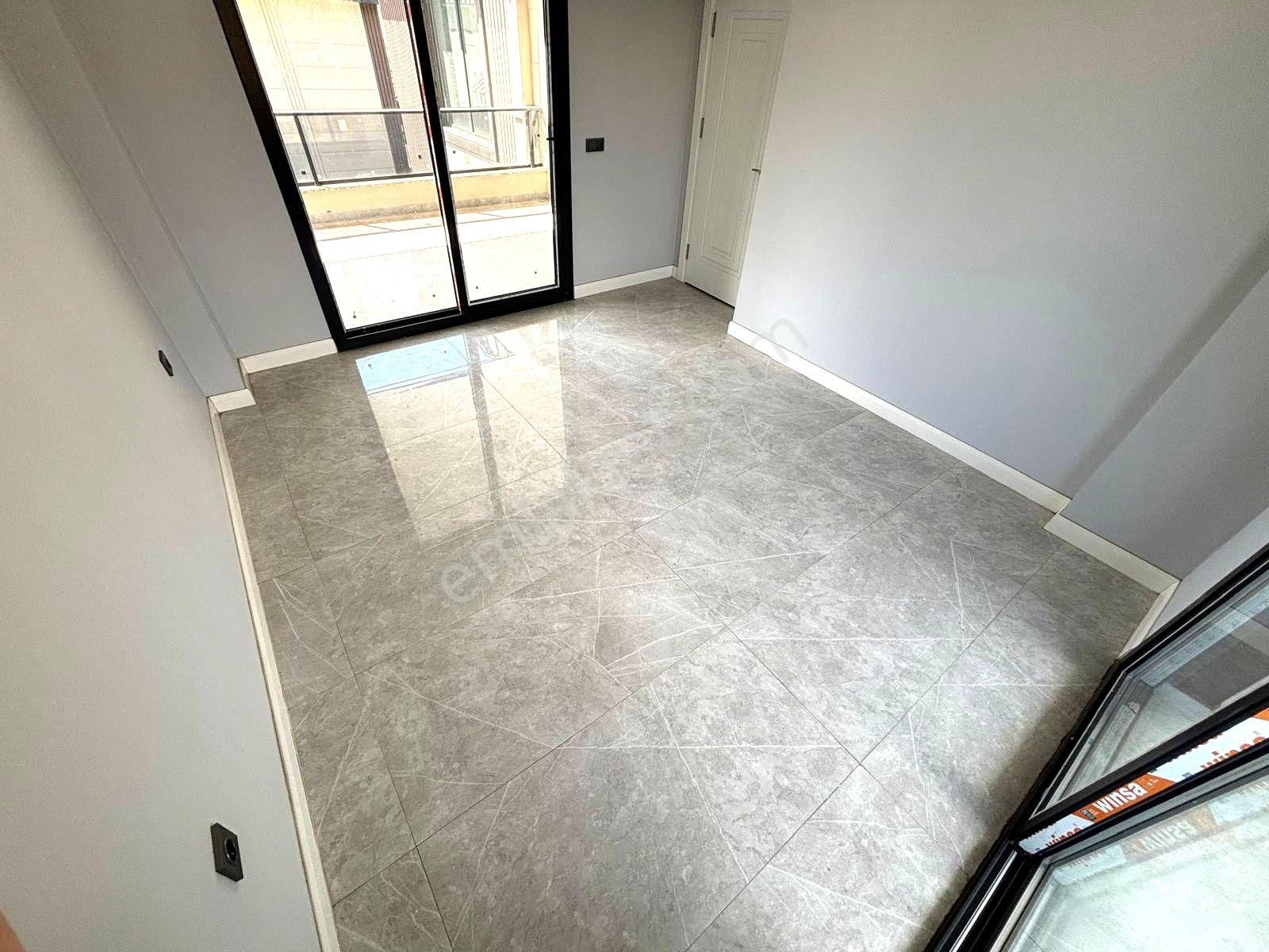 Yiğit'ten Güre'de 4+1 Müstakil Havuzlu Tripleks Lüks Villa - Görsel 21
