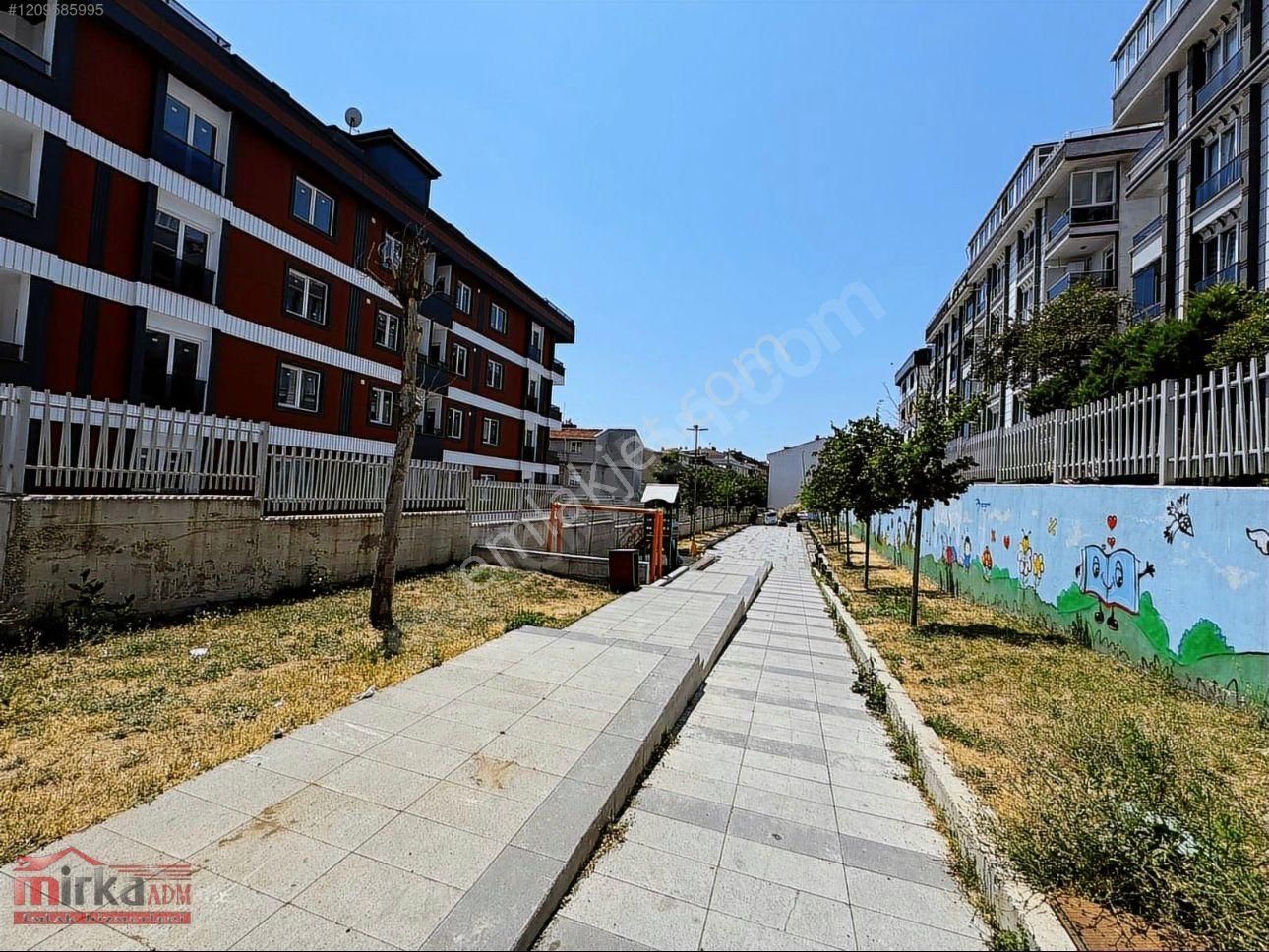 Beylikdüzü Yakuplu Da Satılık 3+1 140m2 Metrobüse 7 Dk Kelepir