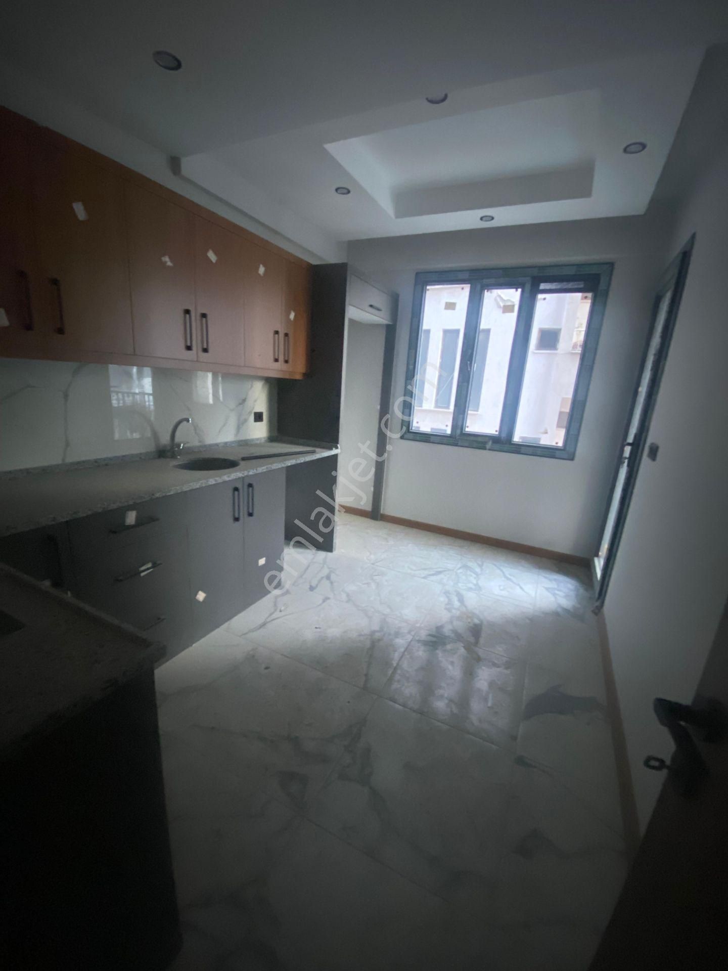 Denizli Merkez Garaja Yakın Konumda 2+1 Sıfır Asansörlü Daire