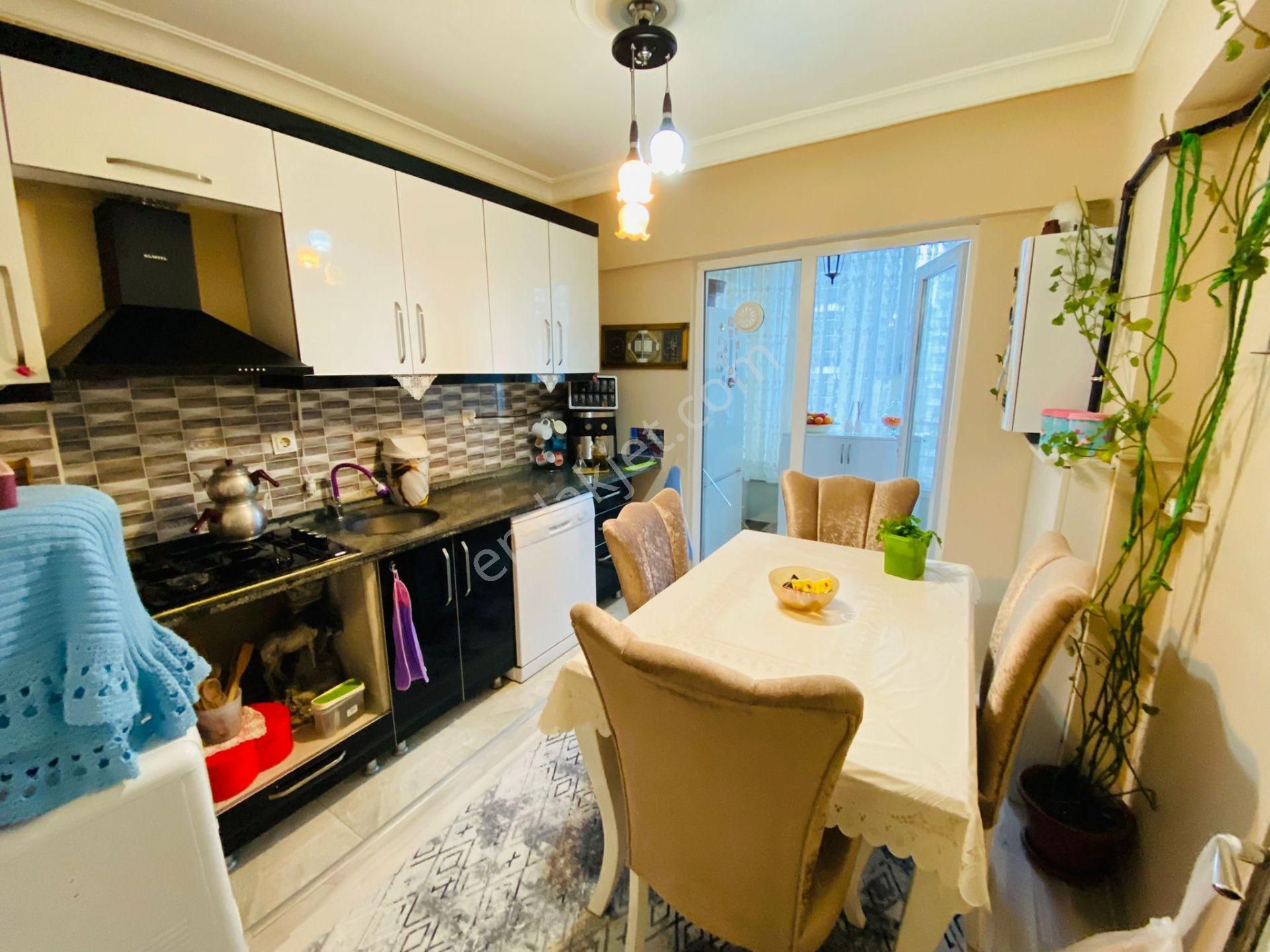 Misket'te Çift Girişli Asansörlü Yapılı 4+1 Satılık Dubleks Daire !!! - Görsel 24