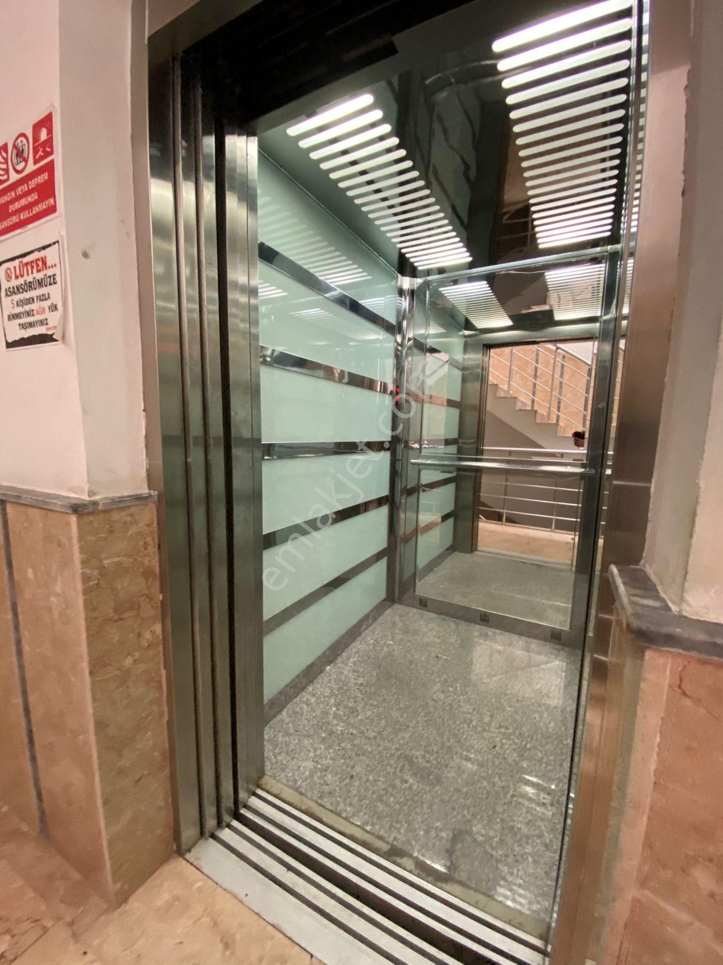 Misket'te Çift Girişli Asansörlü Yapılı 4+1 Satılık Dubleks Daire !!! - Görsel 34