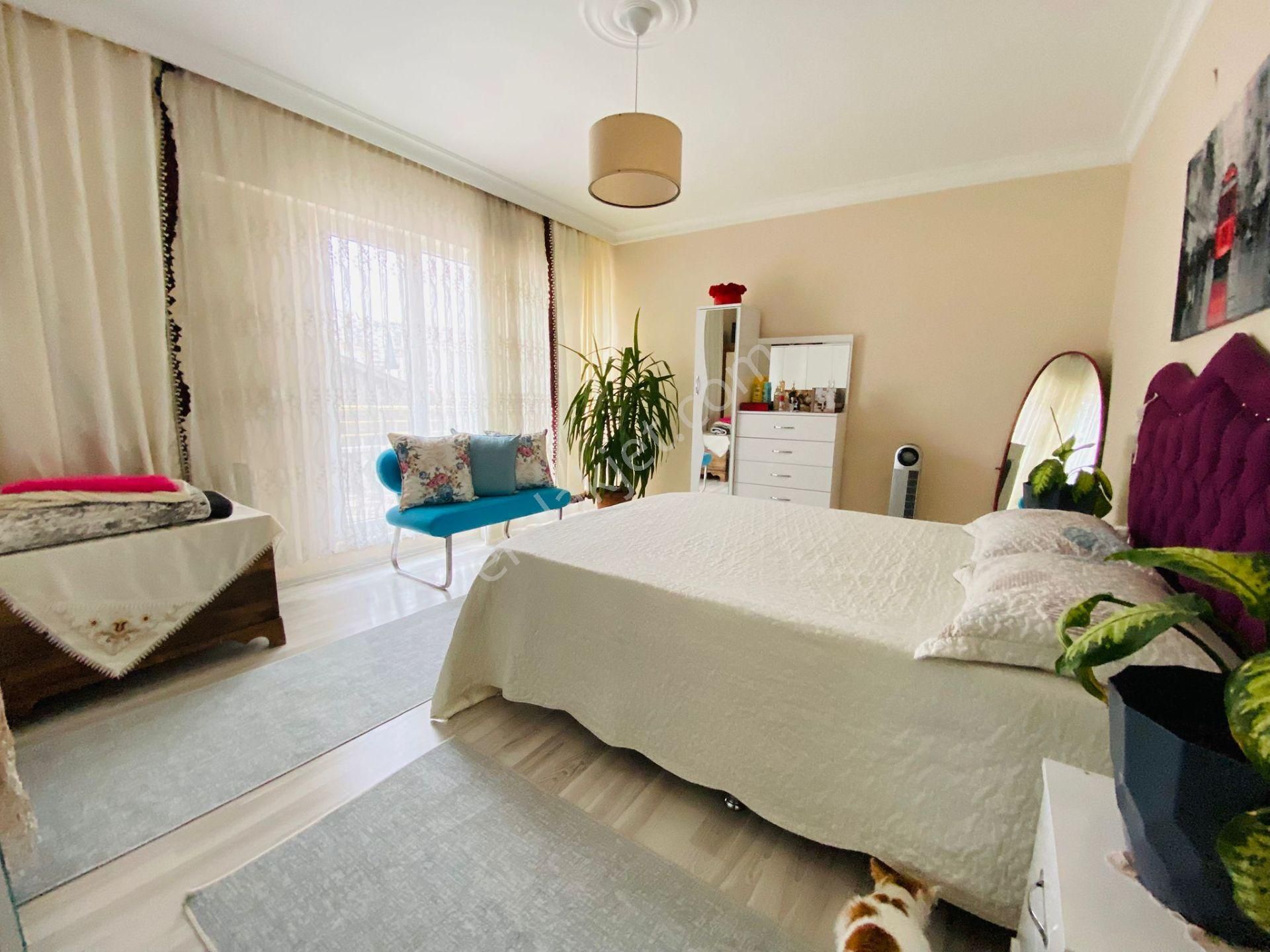 Misket'te Çift Girişli Asansörlü Yapılı 4+1 Satılık Dubleks Daire !!! - Görsel 19