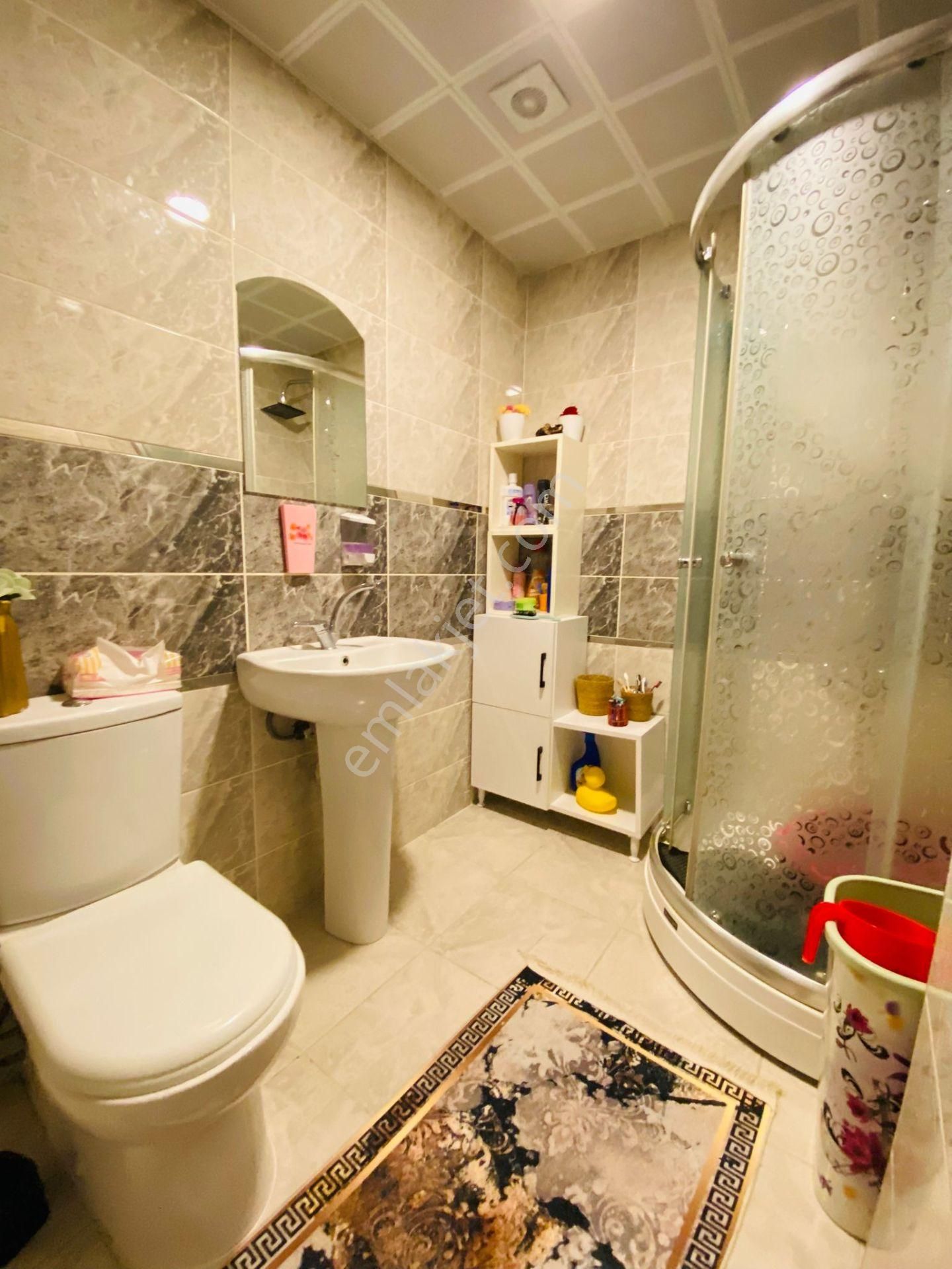 Misket'te Çift Girişli Asansörlü Yapılı 4+1 Satılık Dubleks Daire !!! - Görsel 33