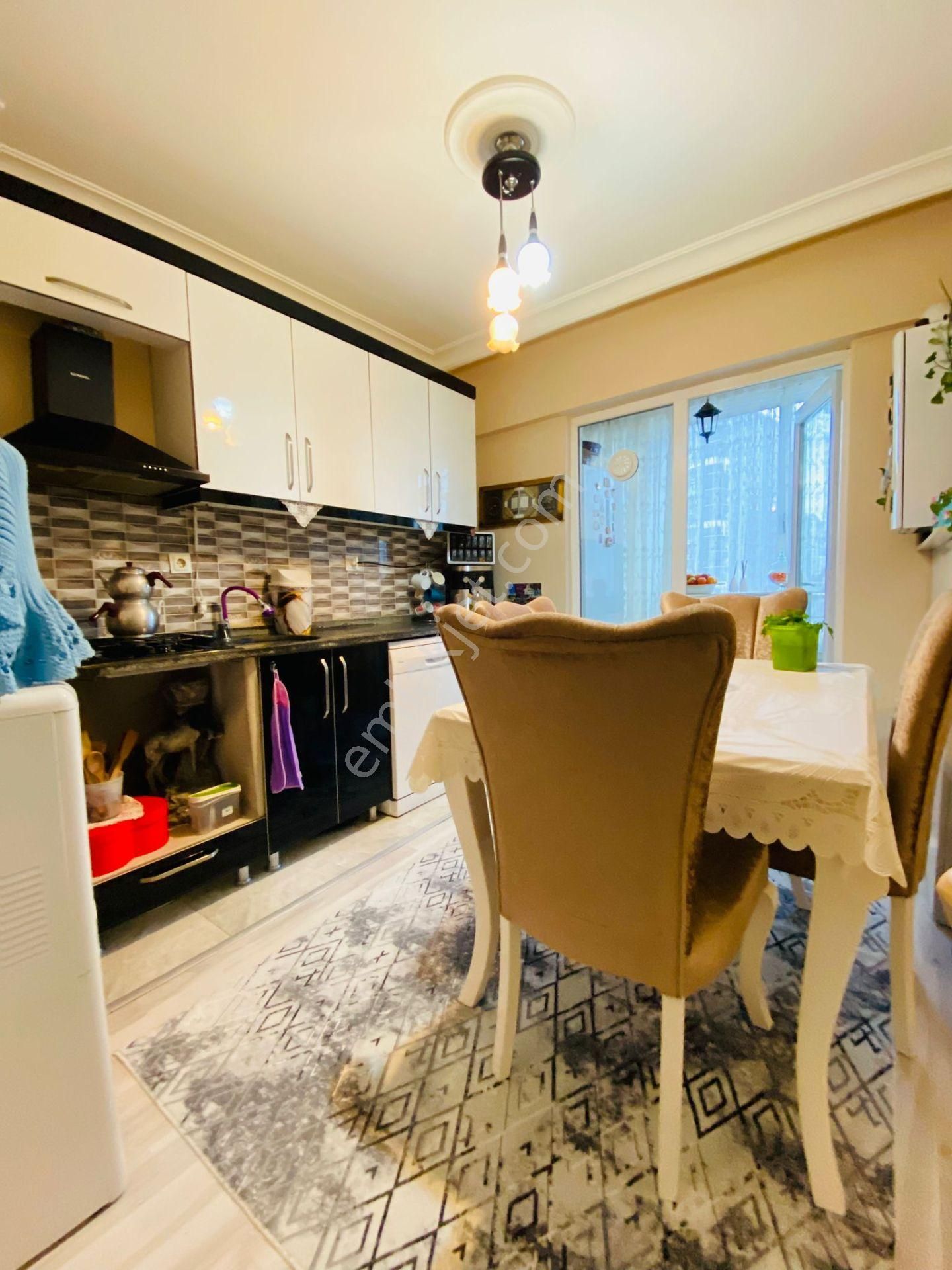 Misket'te Çift Girişli Asansörlü Yapılı 4+1 Satılık Dubleks Daire !!! - Görsel 21