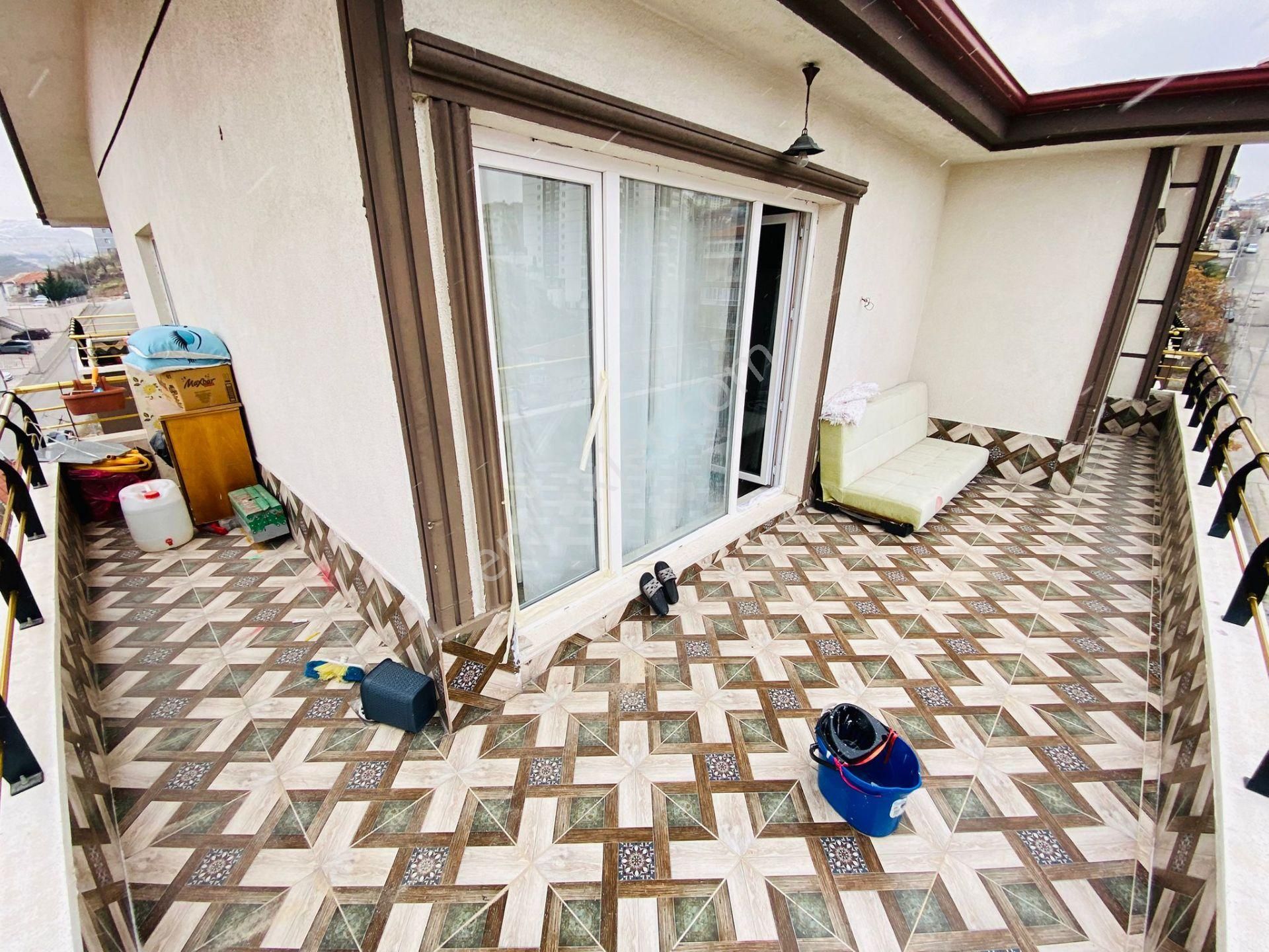 Misket'te Çift Girişli Asansörlü Yapılı 4+1 Satılık Dubleks Daire !!! - Görsel 26